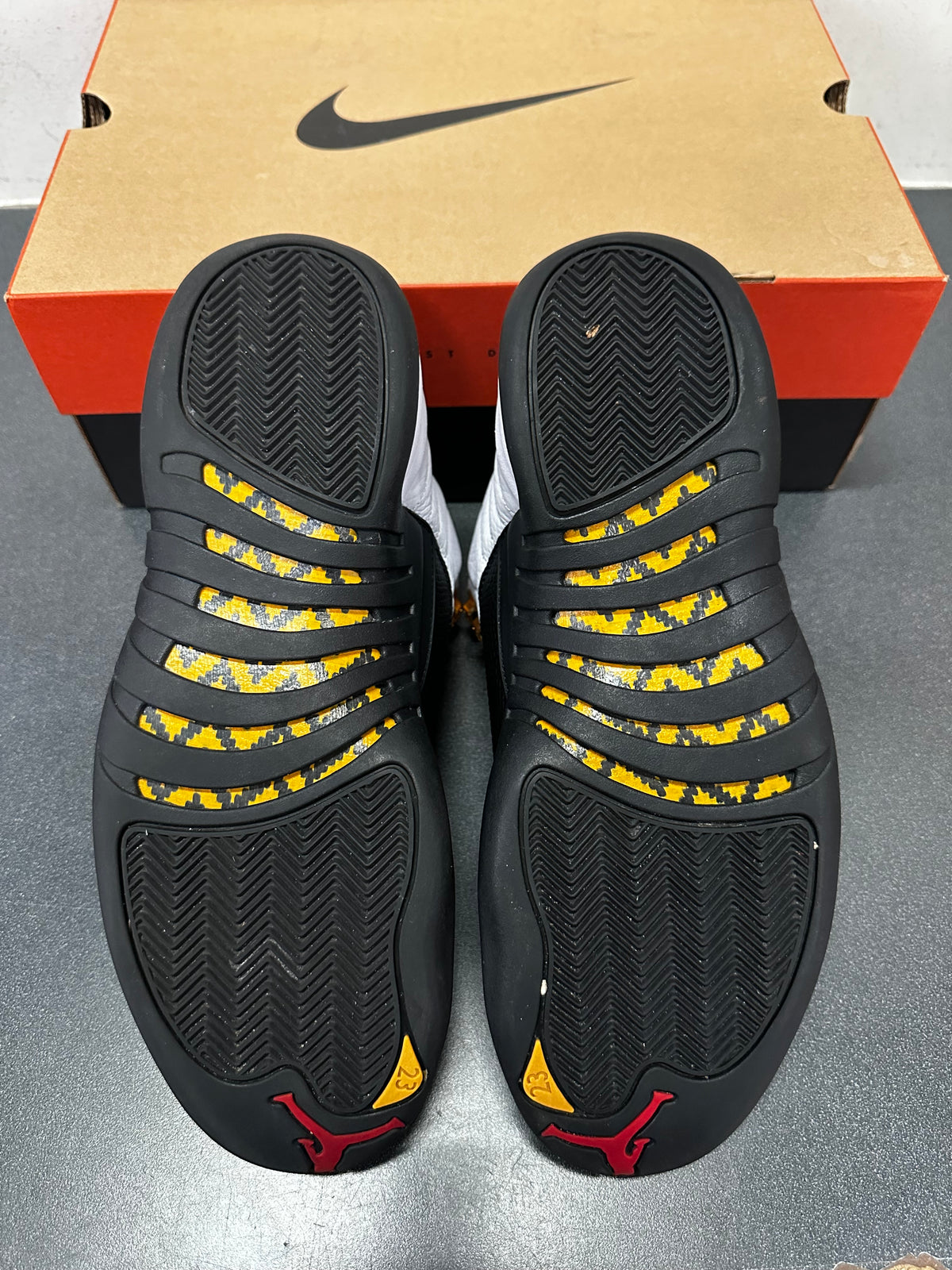 Jordan 12 Taxi