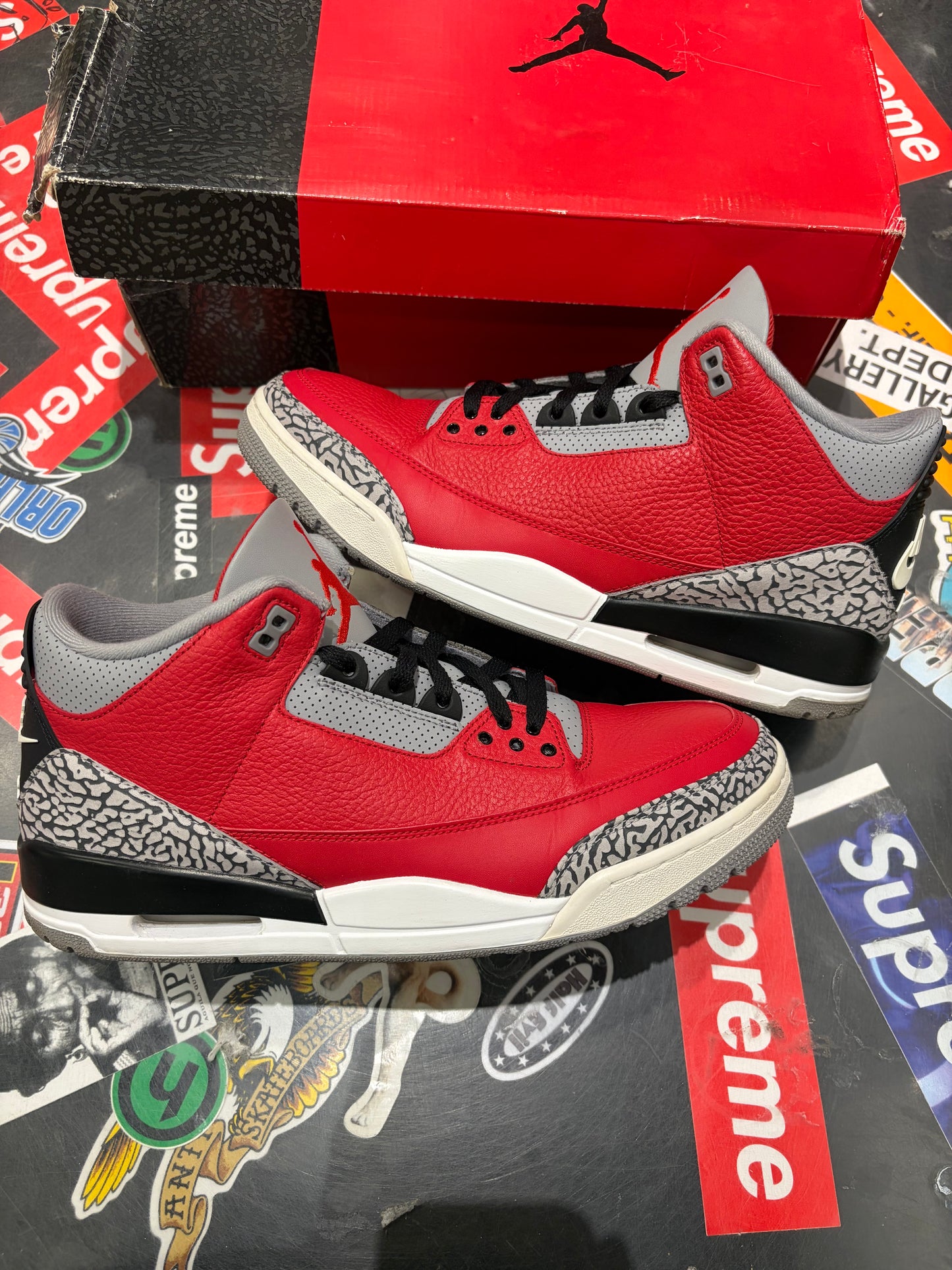 Jordan 3 Unite