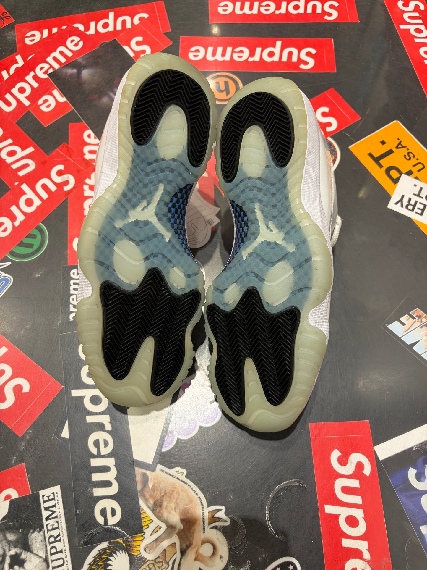 Jordan 11 Low Legend Blue