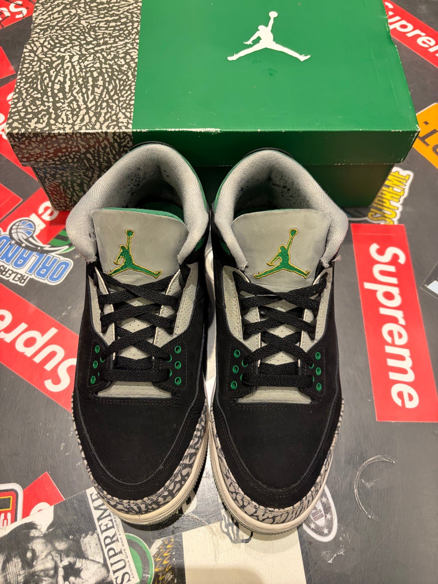 Jordan 3 Pine Green
