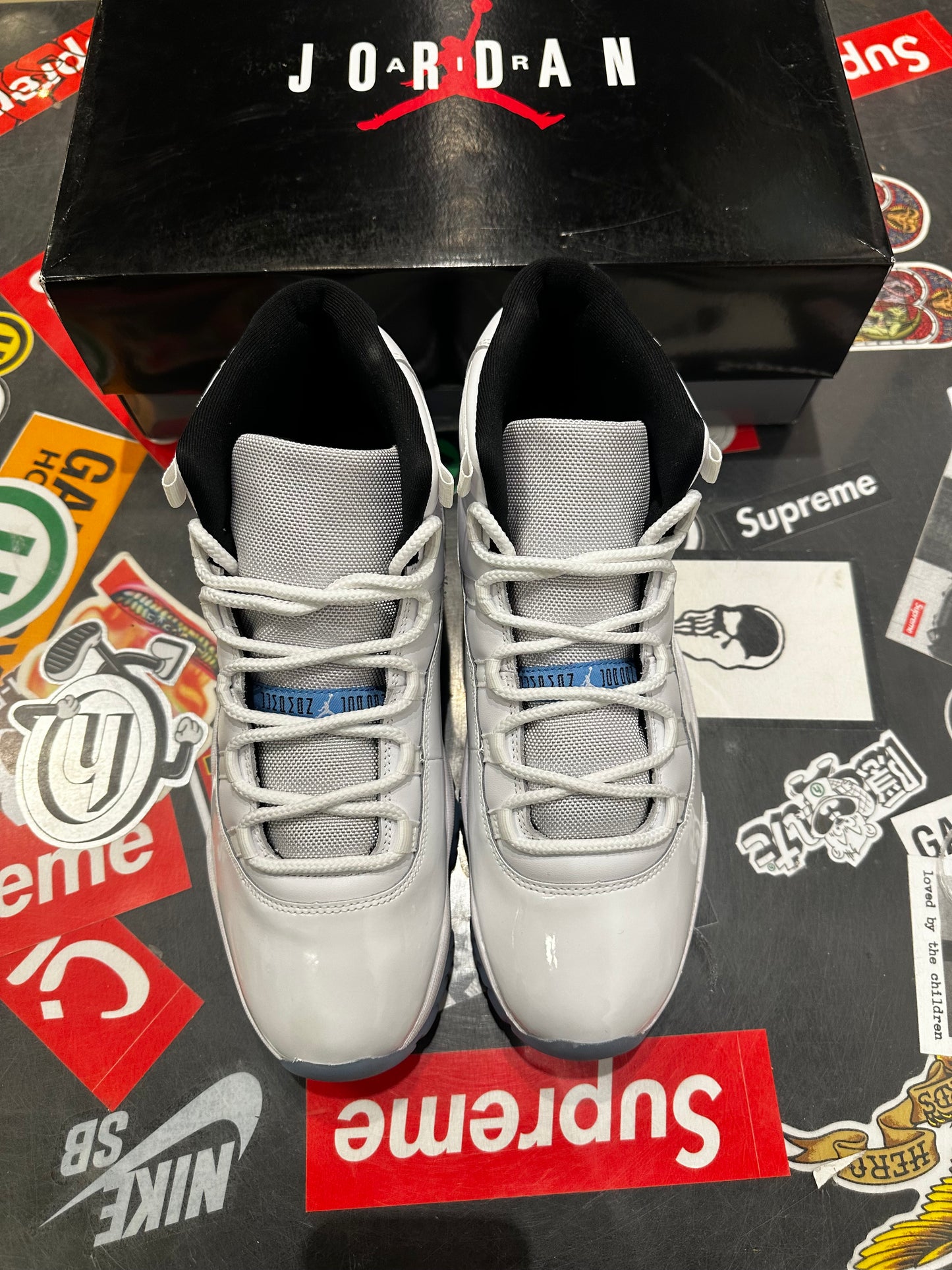 Jordan 11 Legend Blue