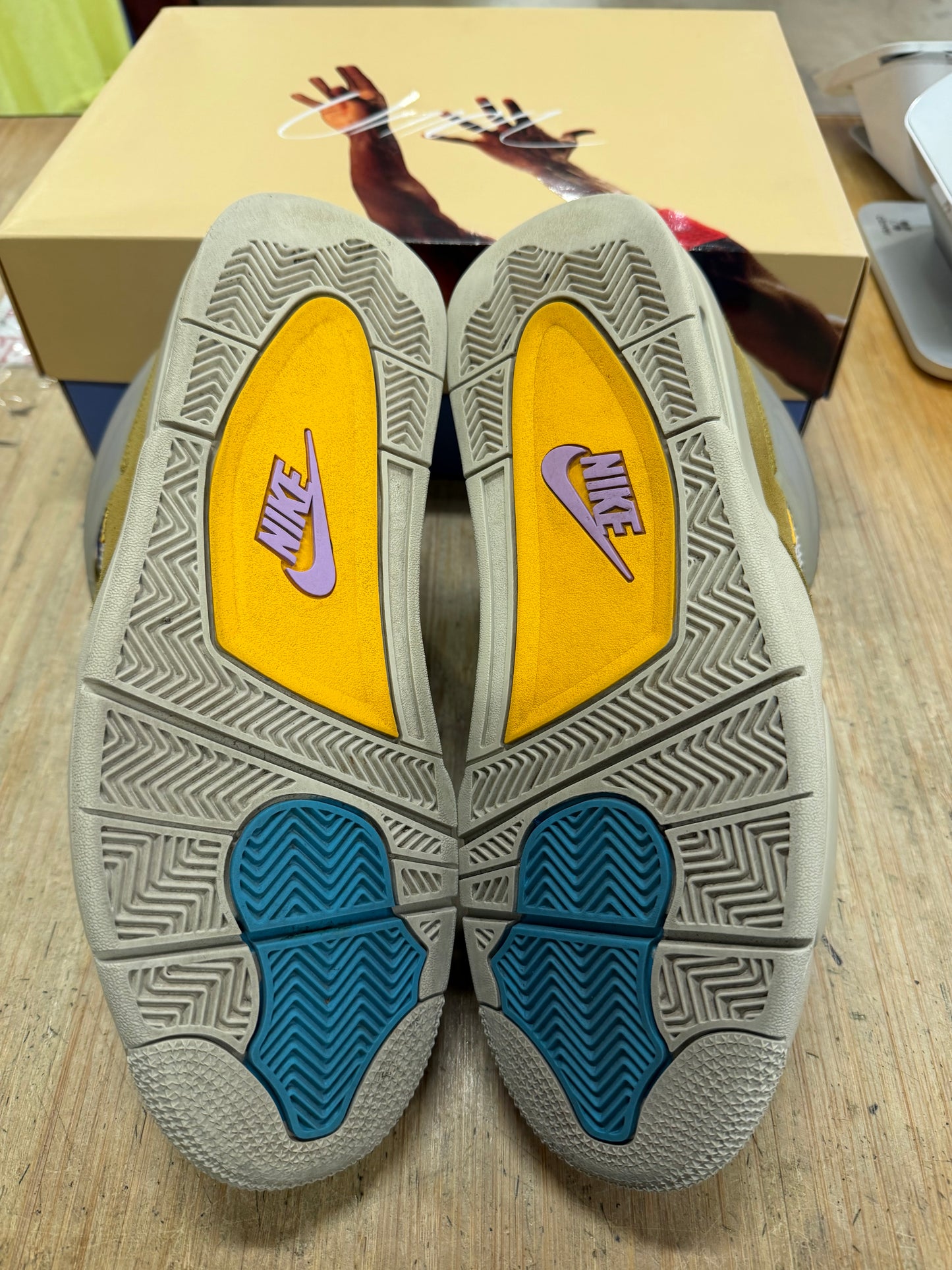 Jordan 4 Union Desert Moss