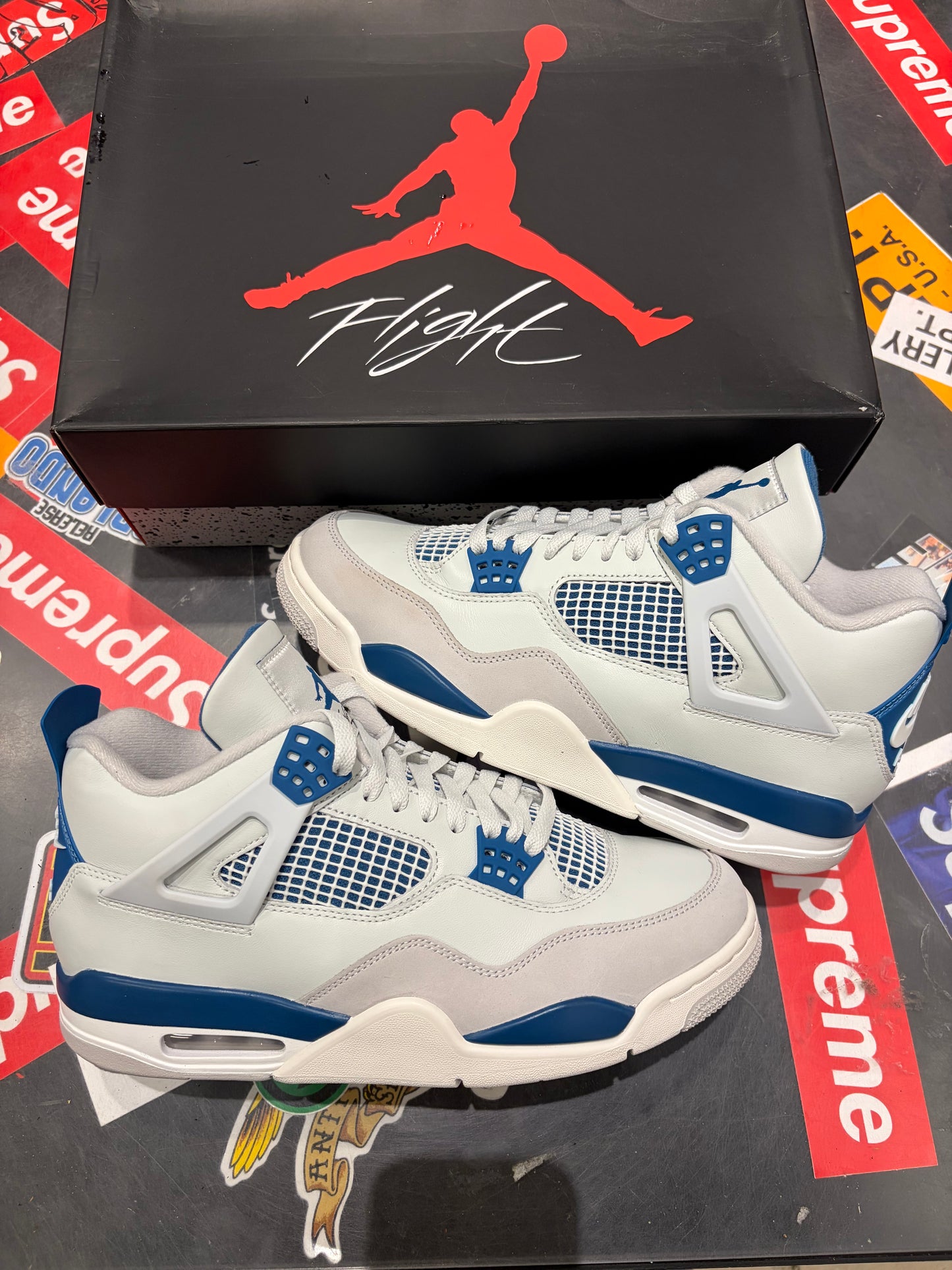 Jordan 4 Military Blue
