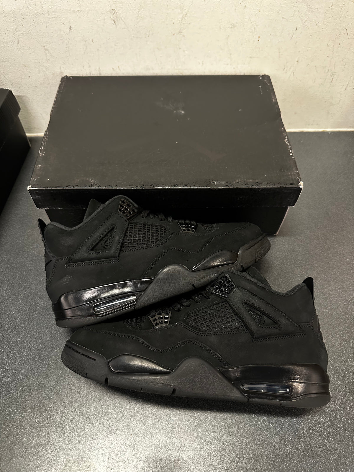 Jordan 4 Black Cat