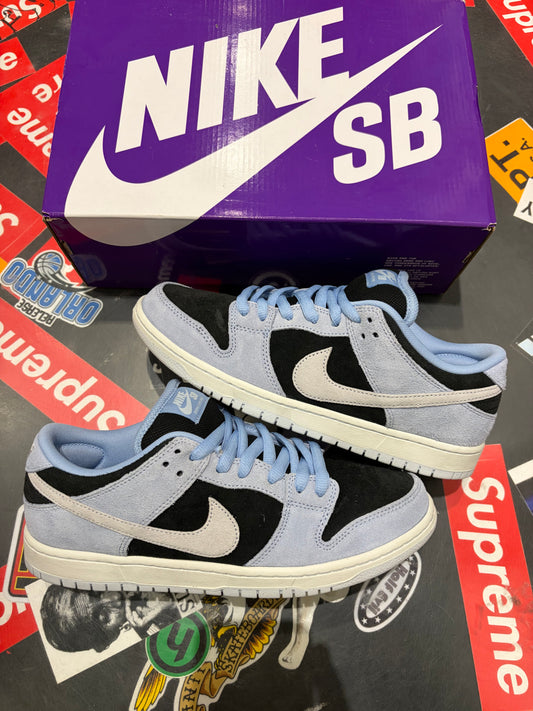 SB Dunk Low aluminum