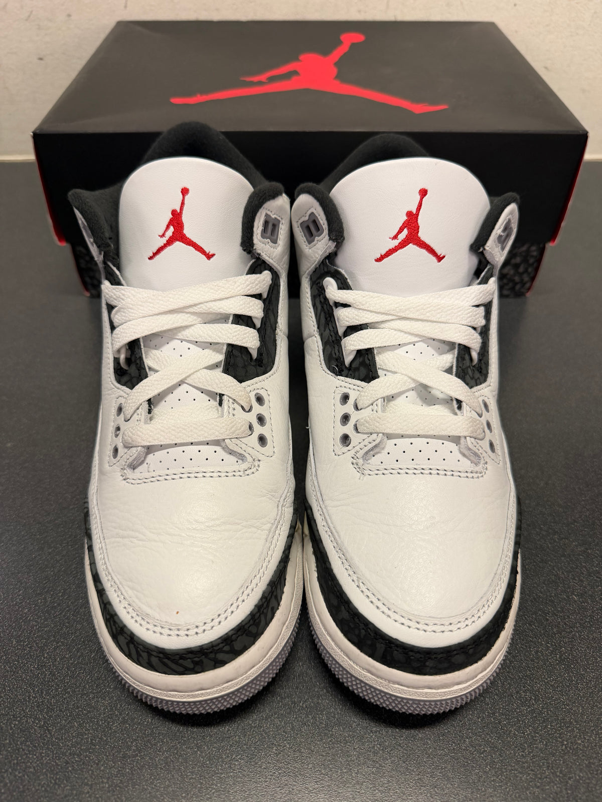 Jordan 3 Cement Grey