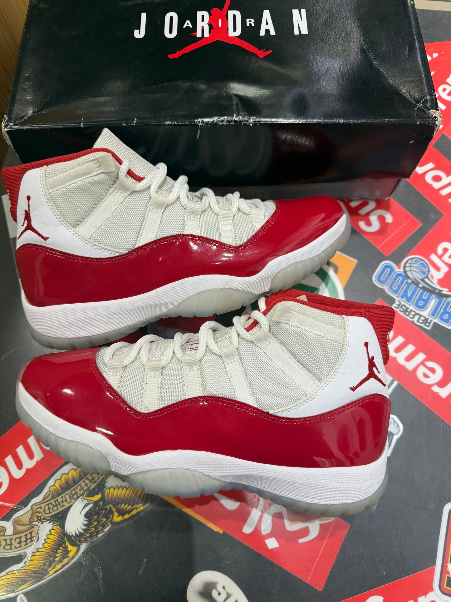 Jordan 11 Cherry