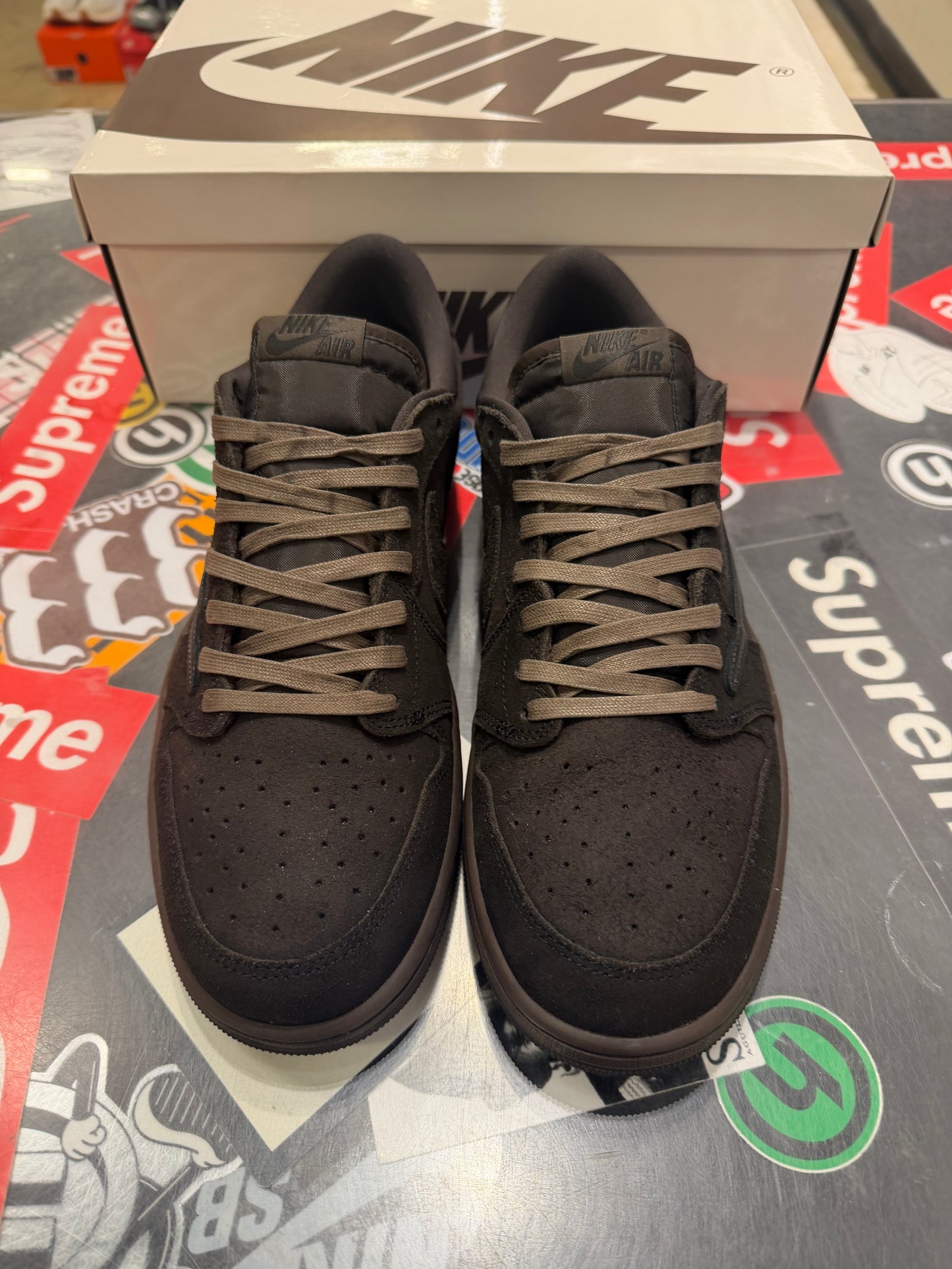 Travis Scott Jordan 1 Velvet Brown