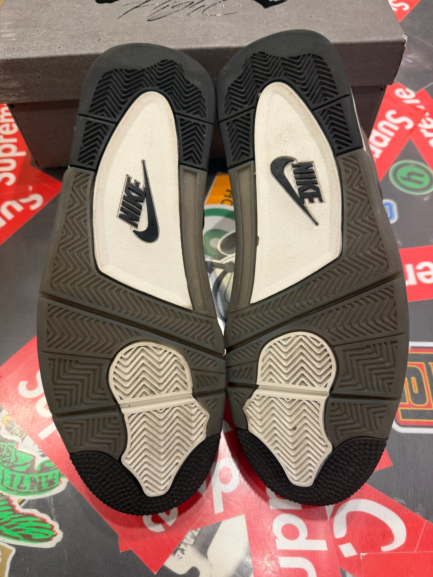 Jordan 4 Cavestone