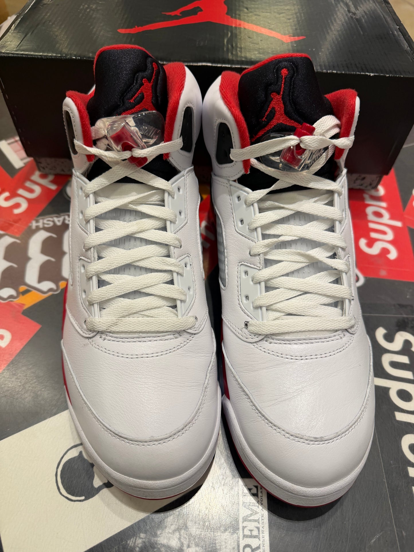 Jordan 5 Fire Red