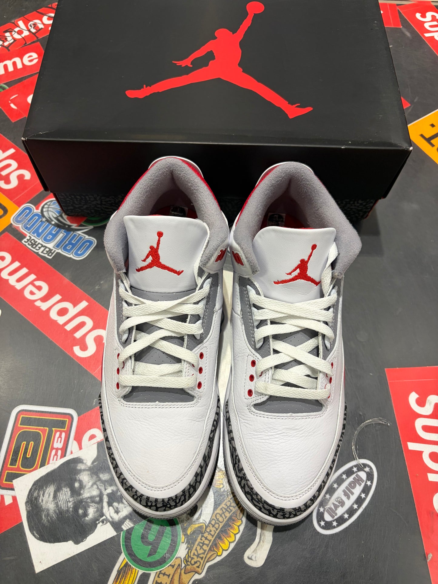 Jordan 3 Fire Red
