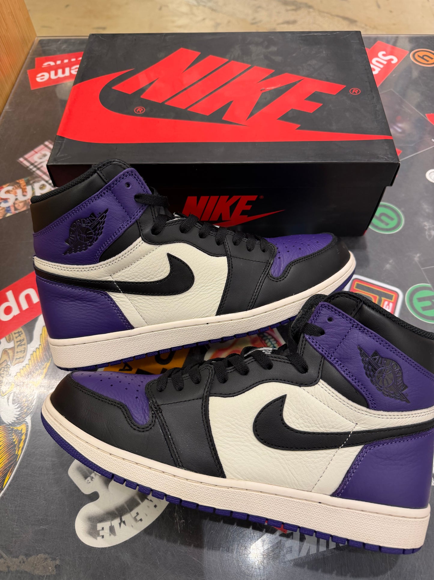Jordan 1 Court Purple
