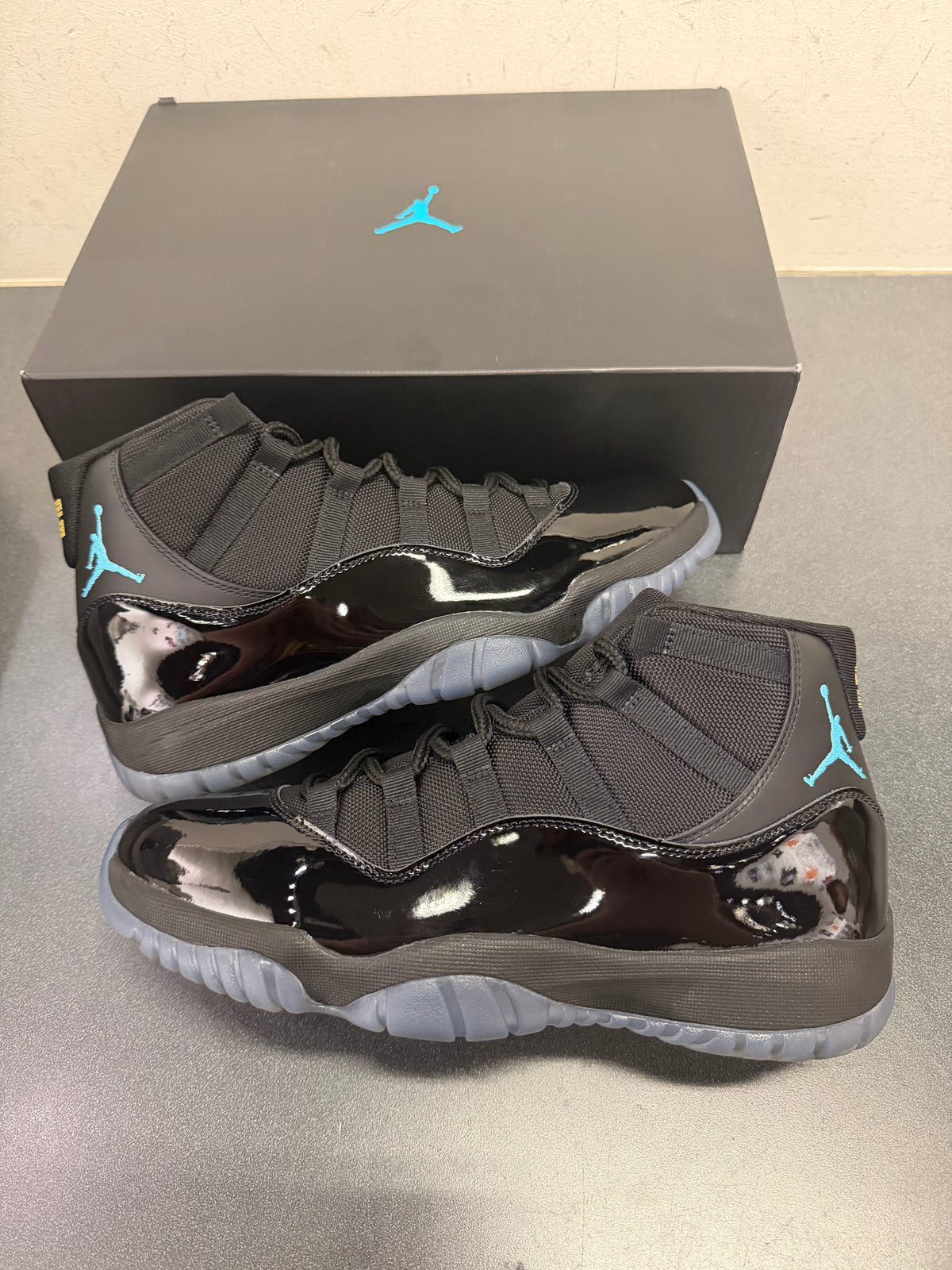 Jordan 11 Gamma Blue