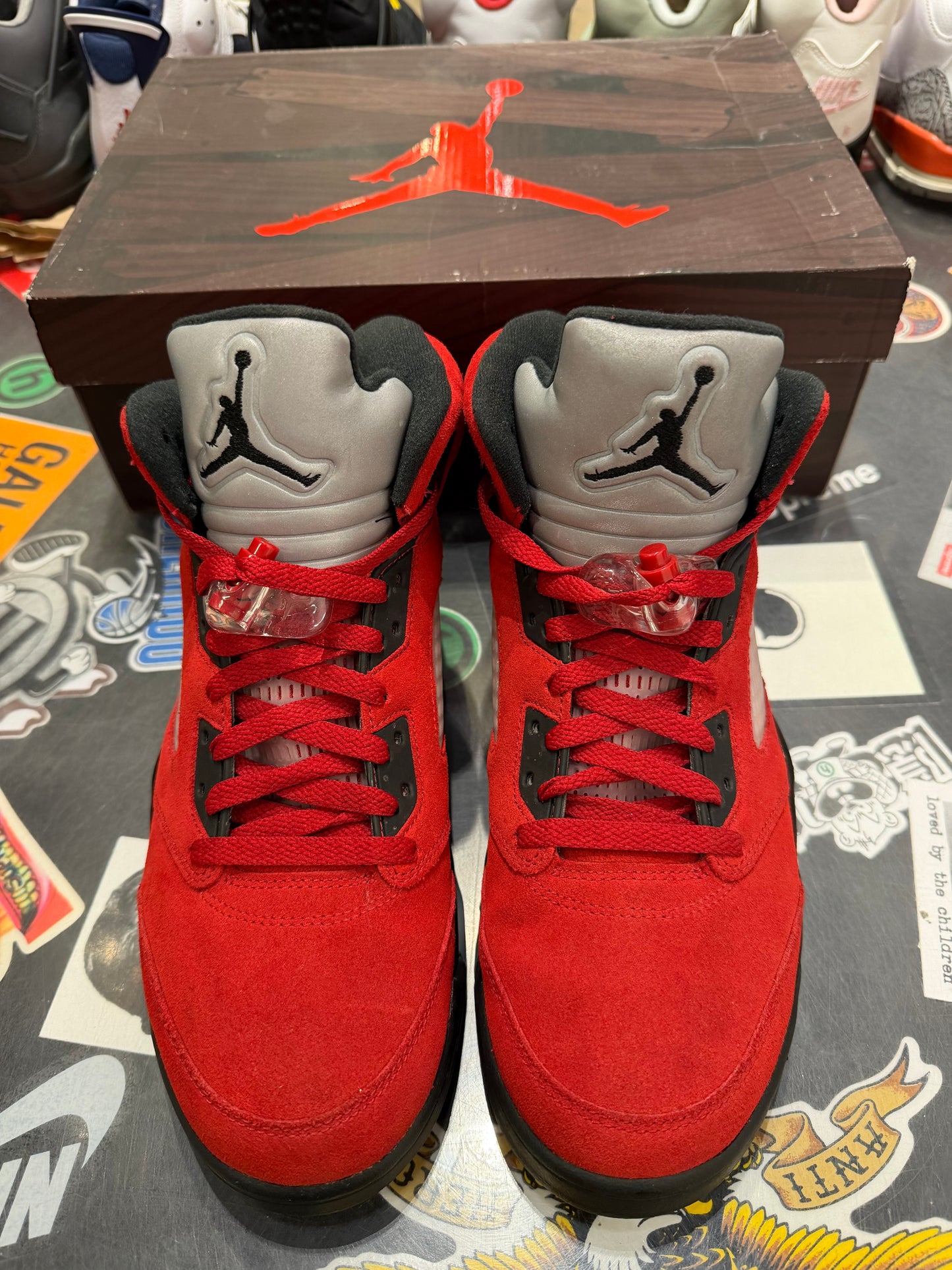 Jordan 5 Raging Bull