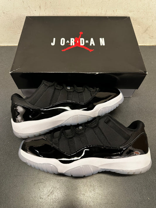Jordan 11 Low Space Jam