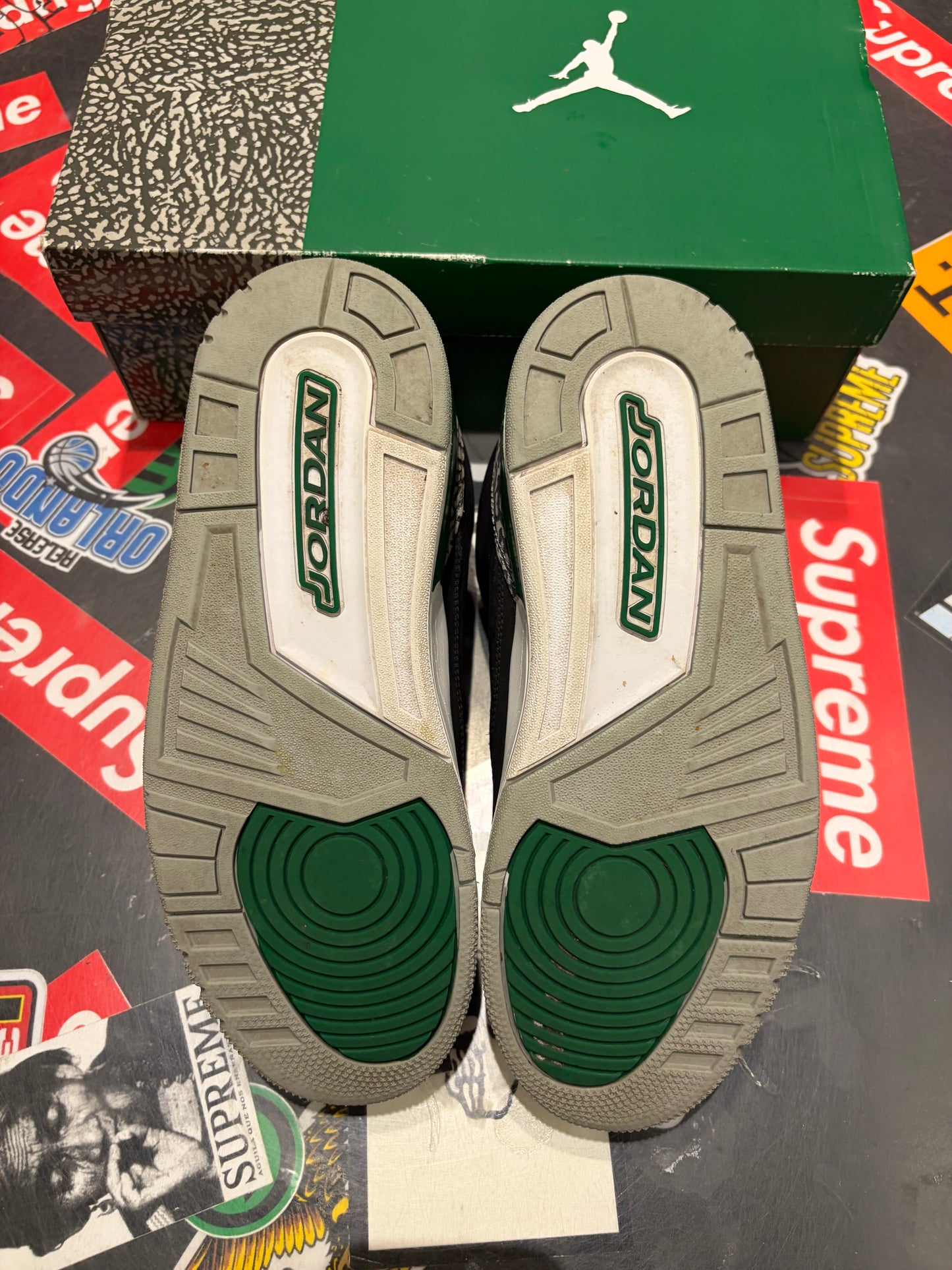 Jordan 3 Pine Green