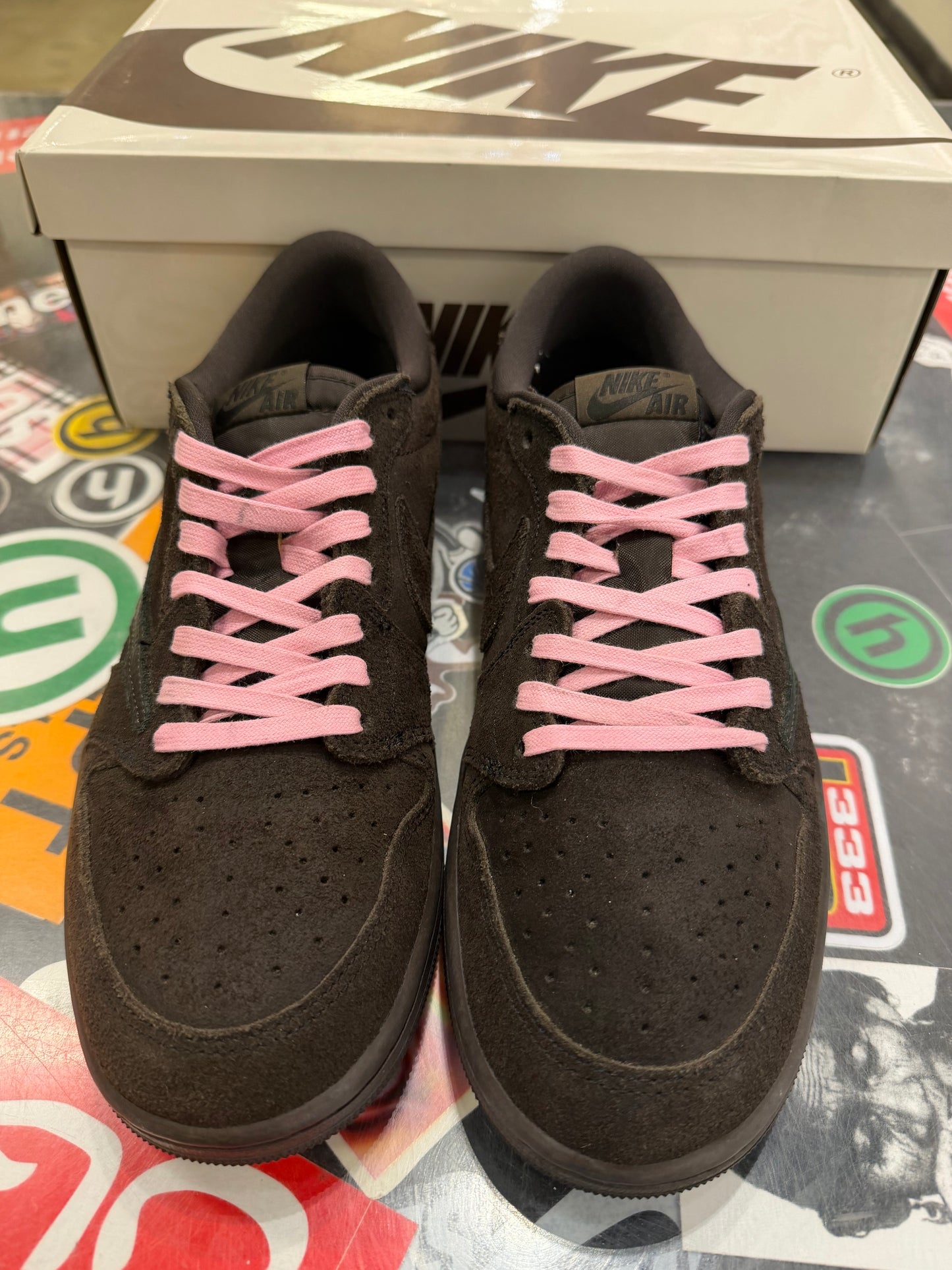 Travis Scott Jordan 1 Low Velvet Brown