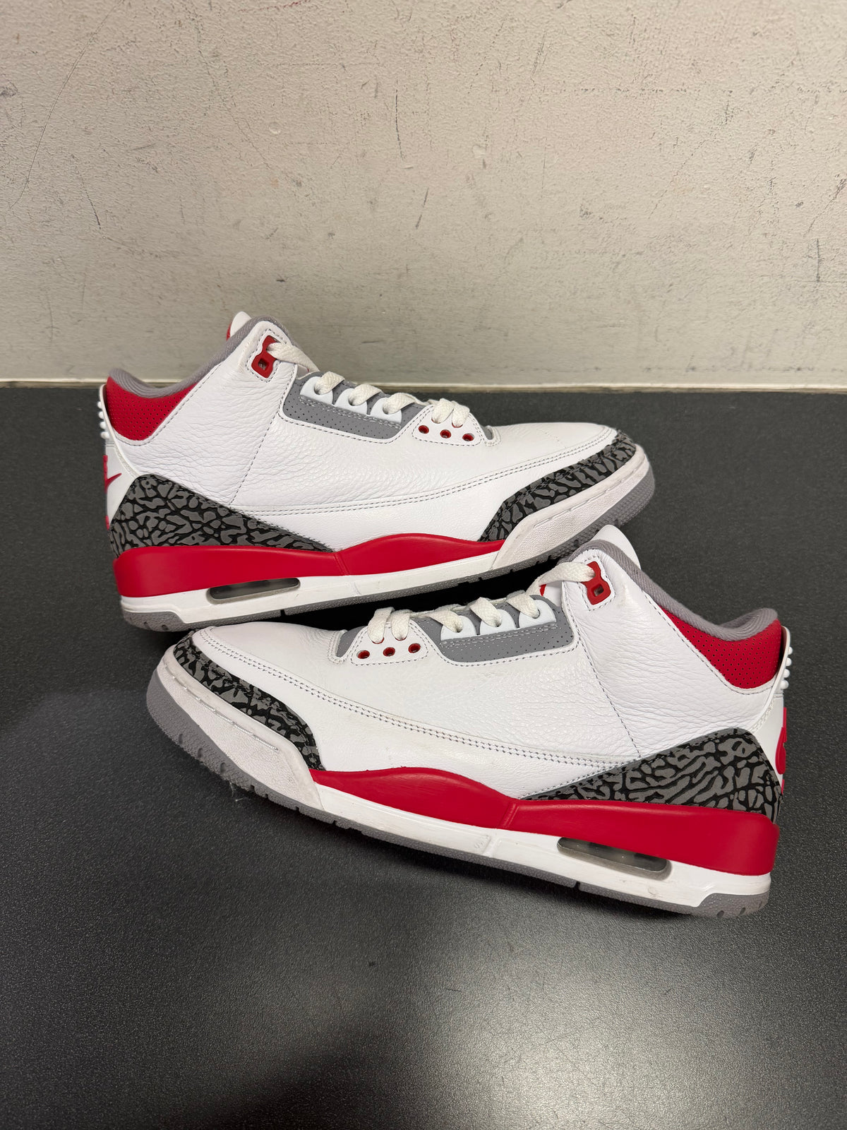 Jordan 3 Fire Red