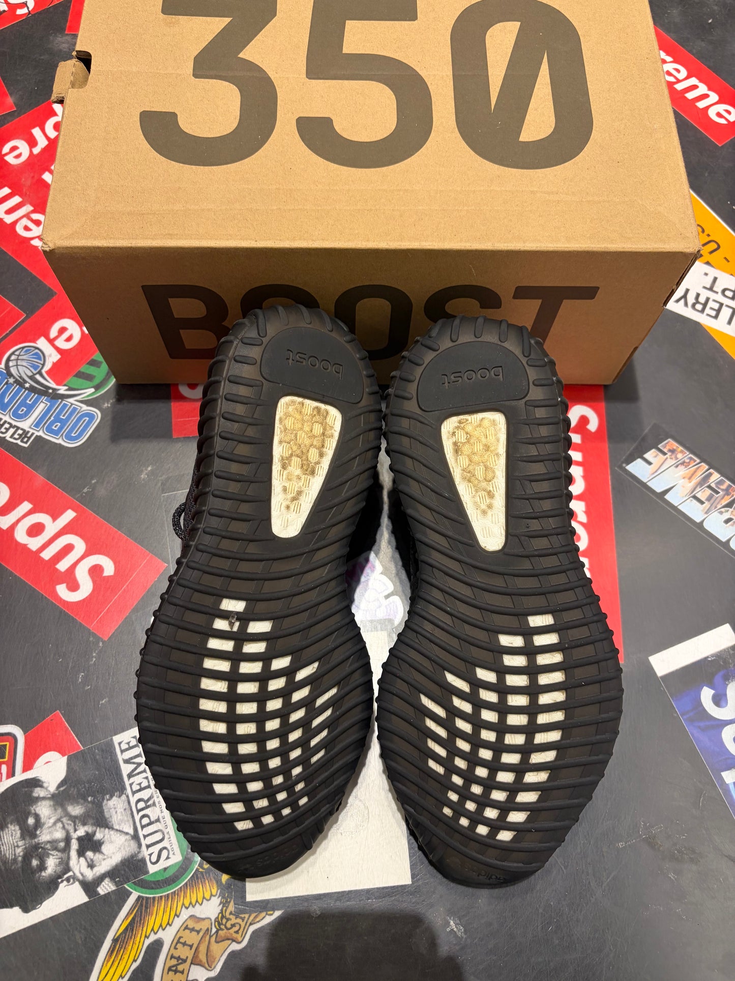 Yeezy 350 V2 Black