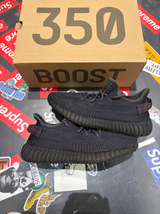 Yeezy 350 V2 Black
