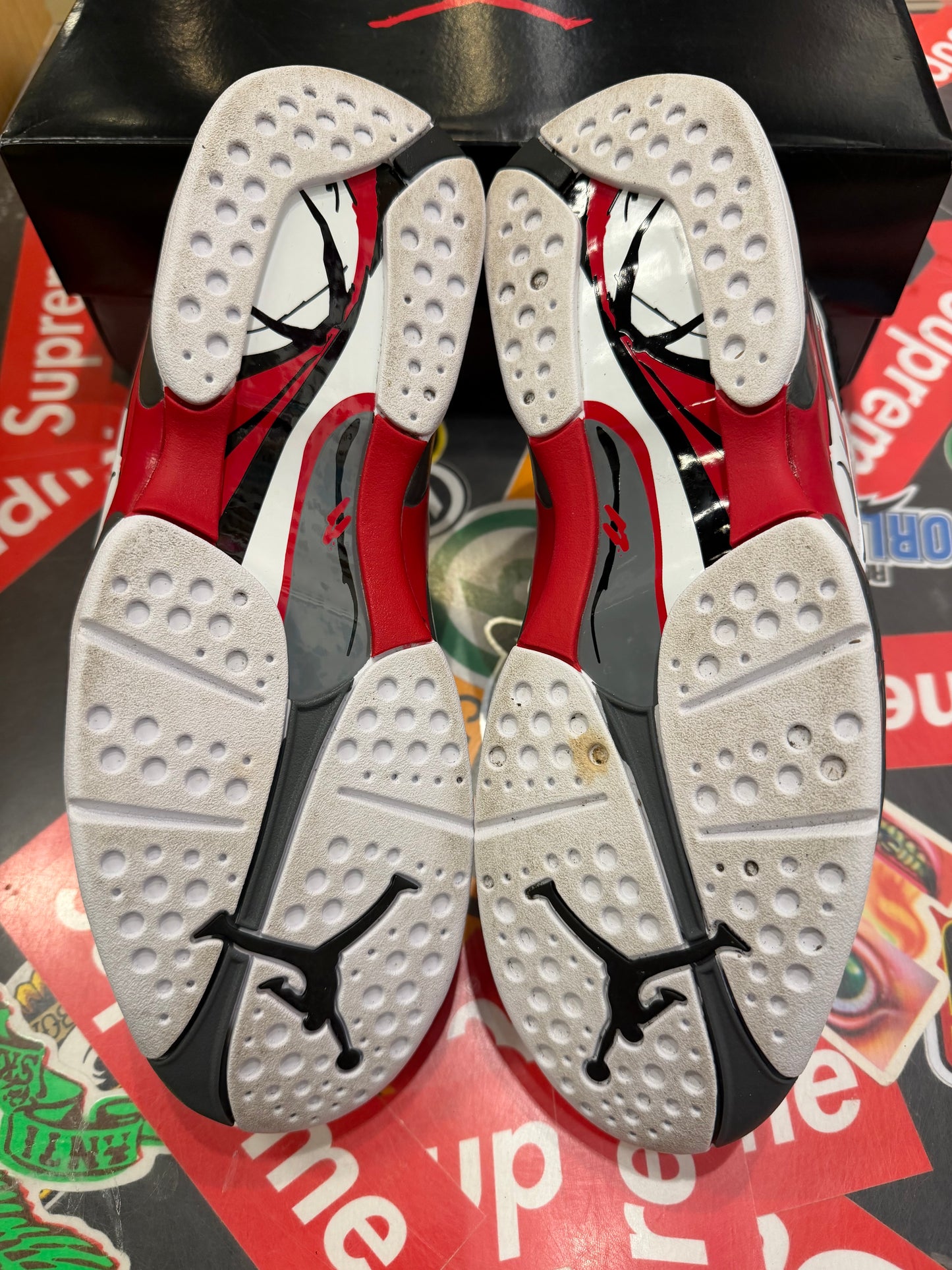 Jordan 8 Bugs Bunny