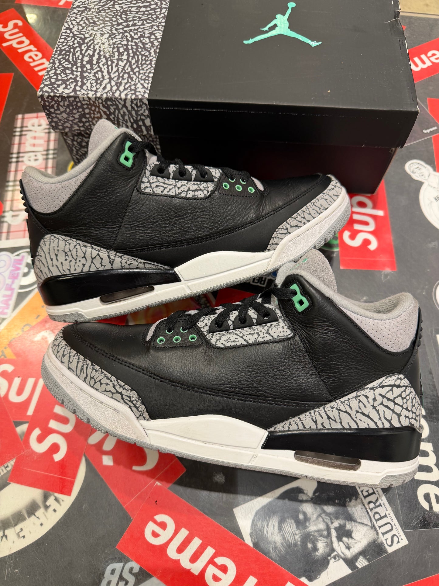 Jordan 3 Green glow
