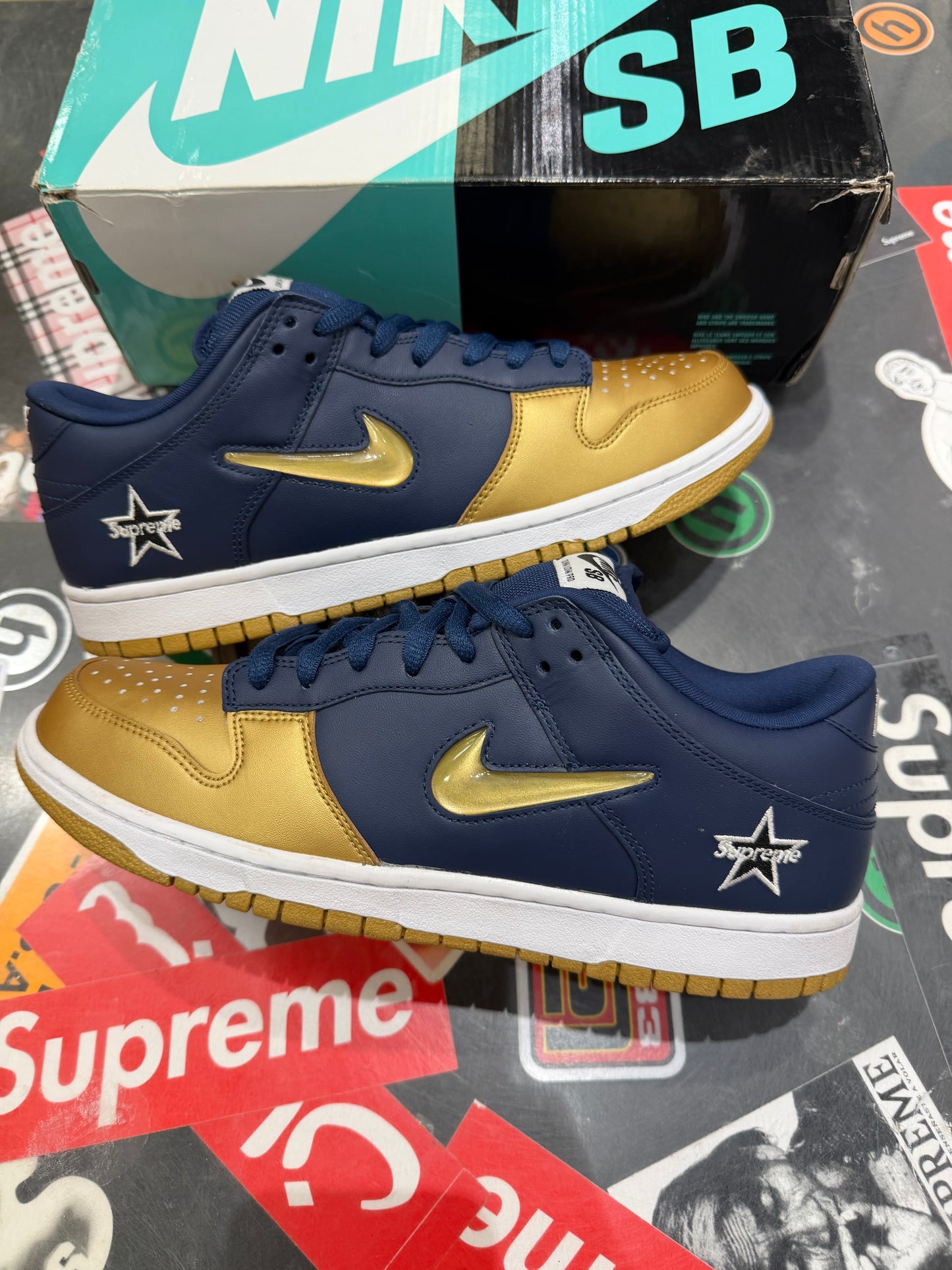 Supreme SB Jewel Swoosh Gold