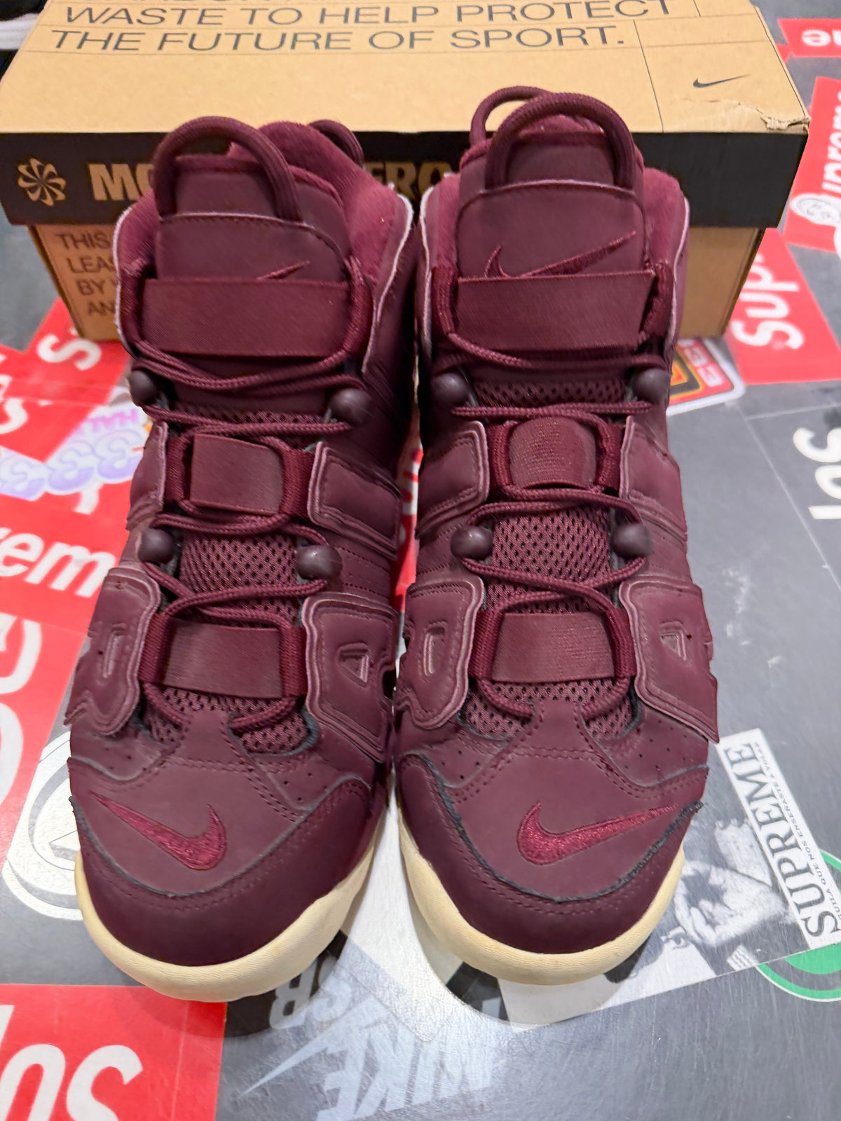 Nike Uptempo Night maroon