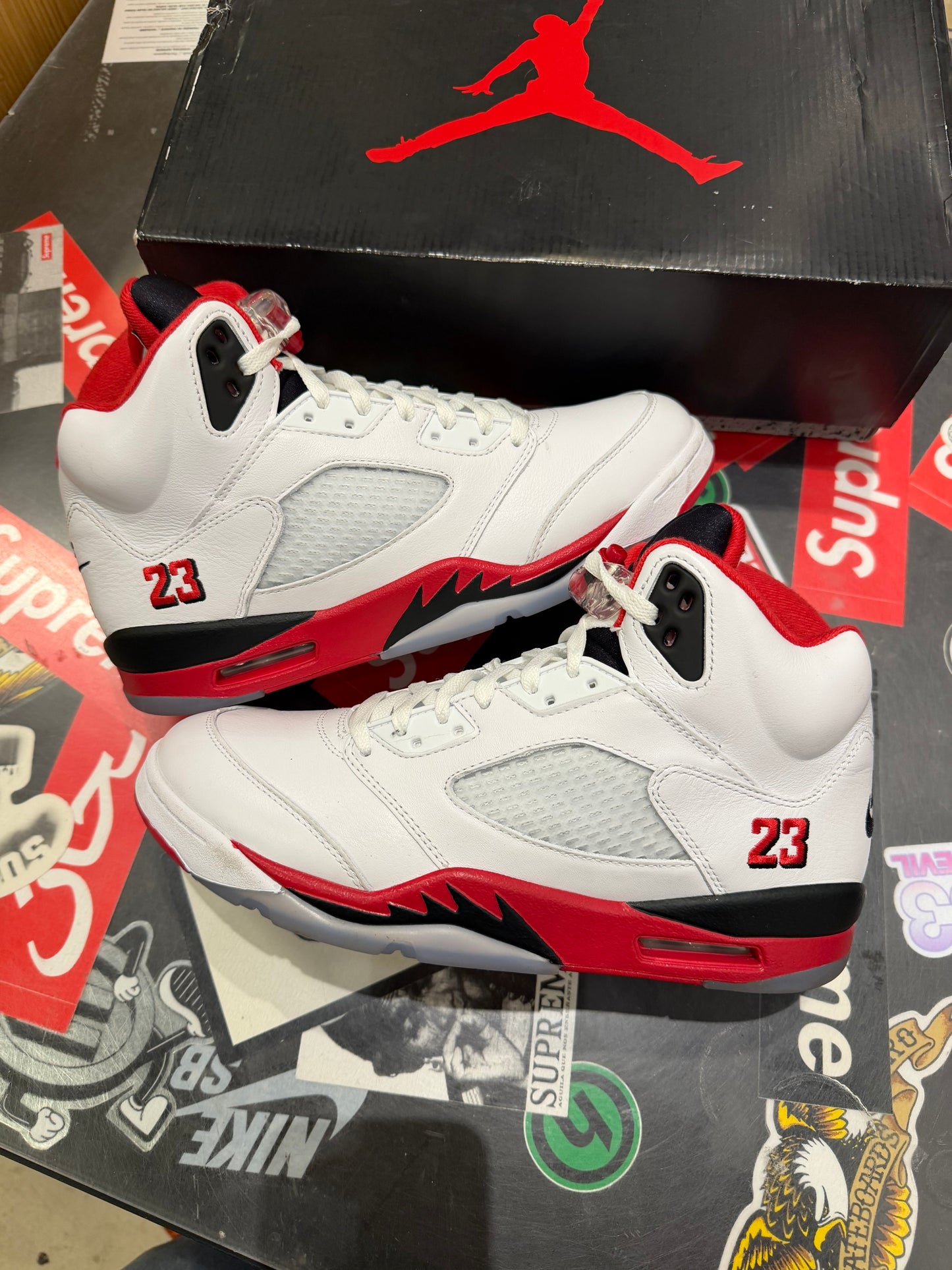 Jordan 5 Fire Red