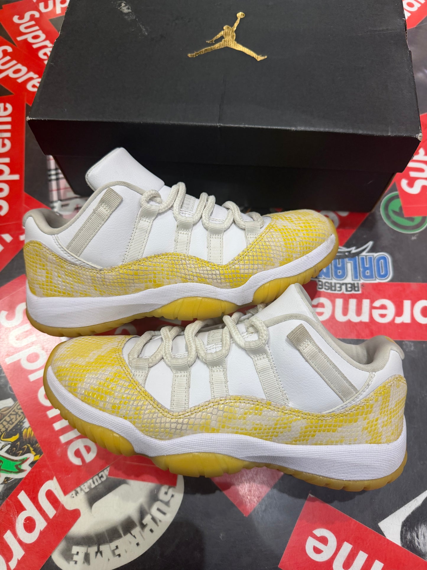 Jordan 11 Low Yellow Snakeskin (W)