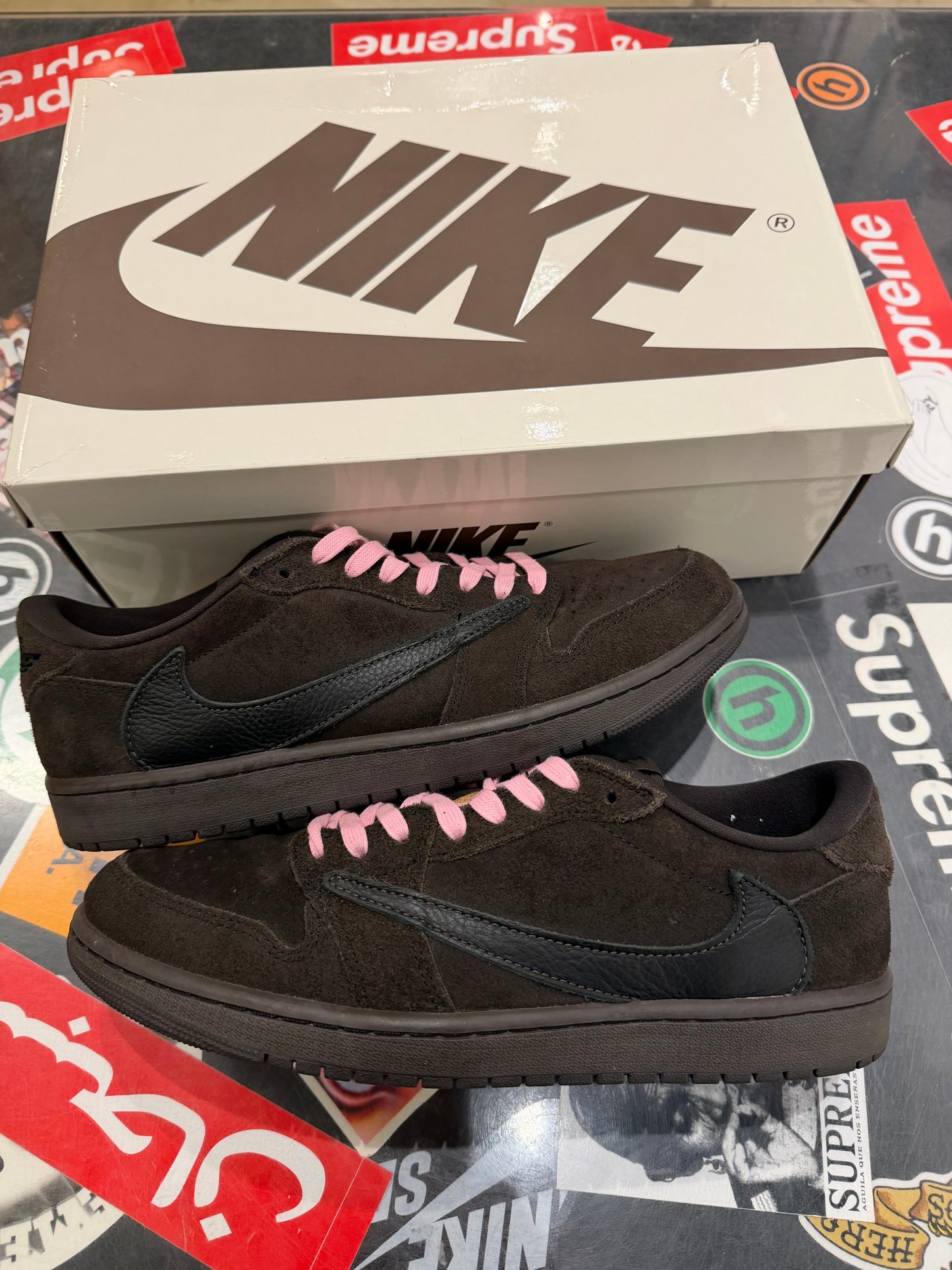 Travis Scott Jordan 1 Low Velvet Brown