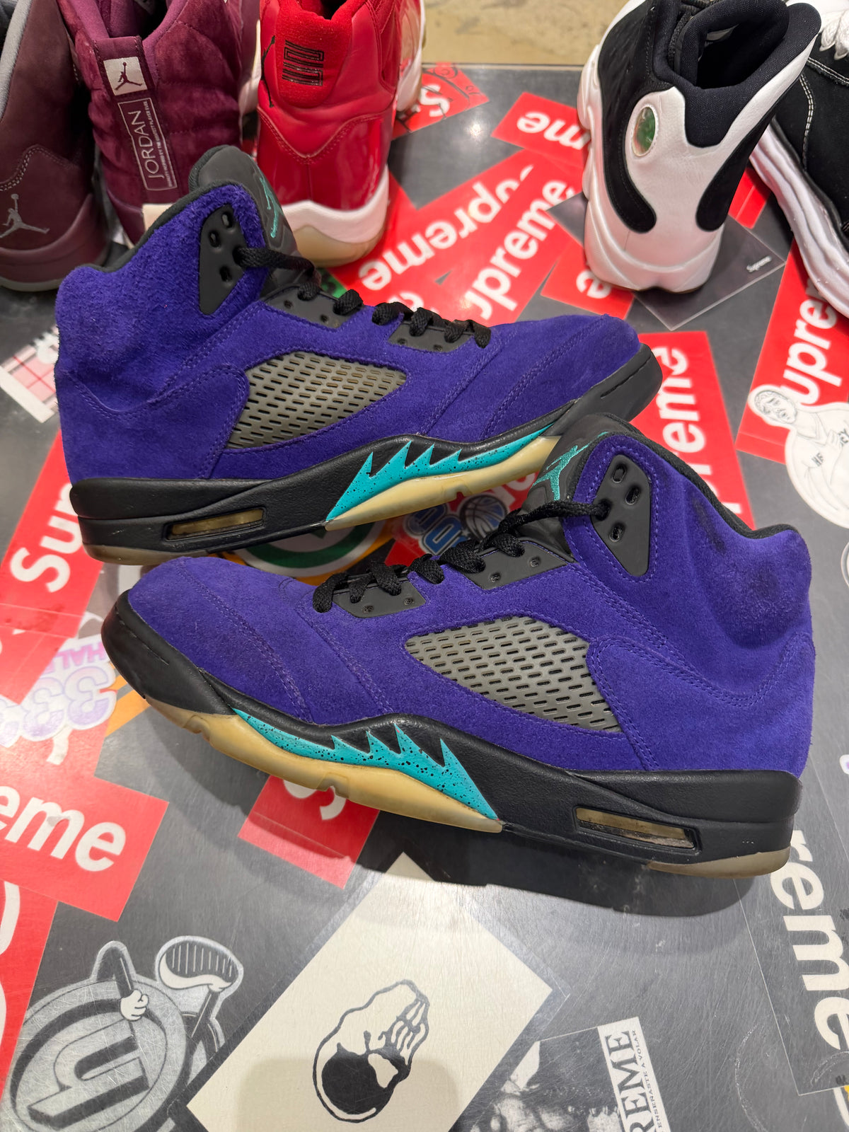 Jordan 5 Alternate grape