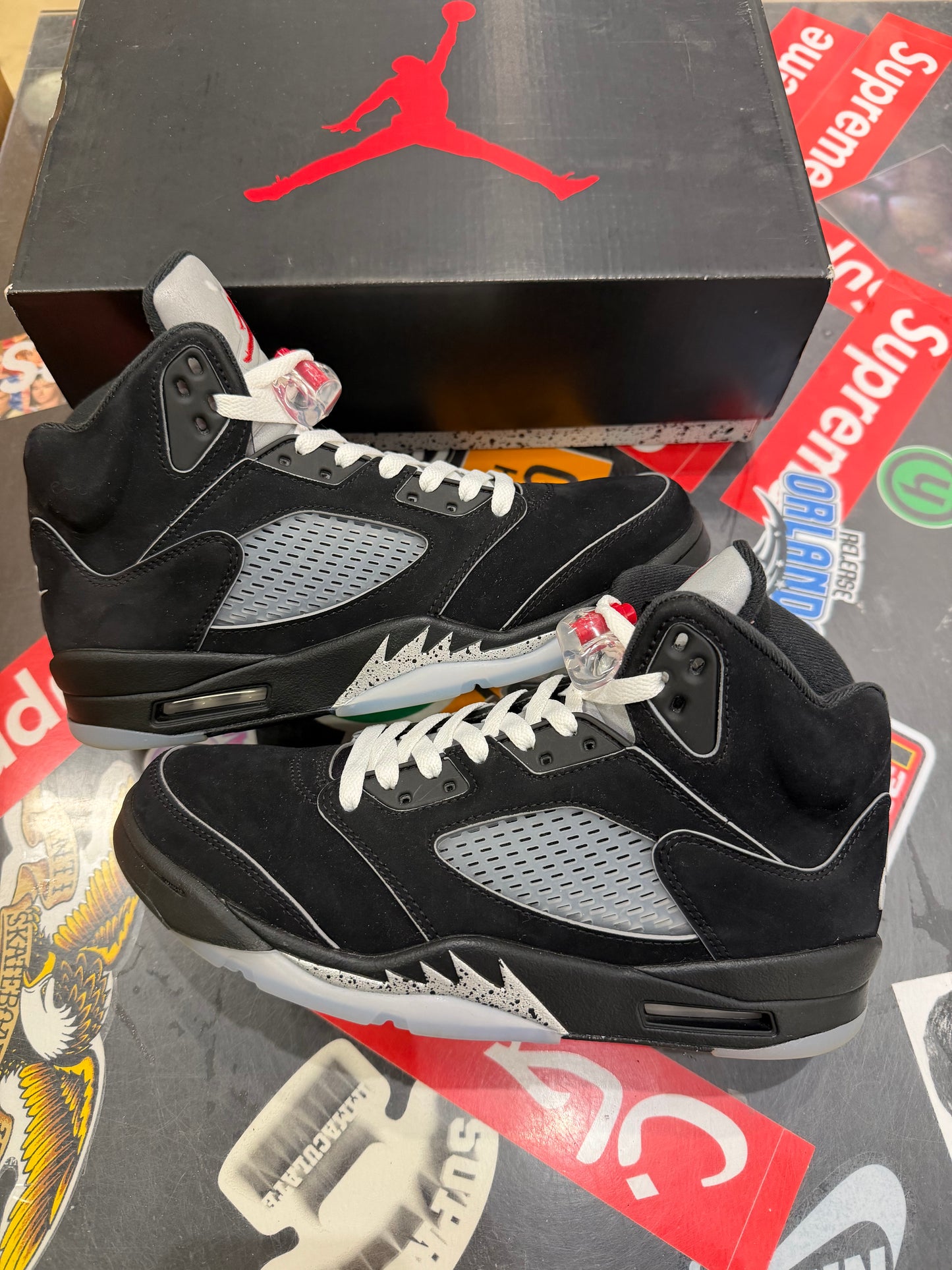 Jordan 5 Black Metallic