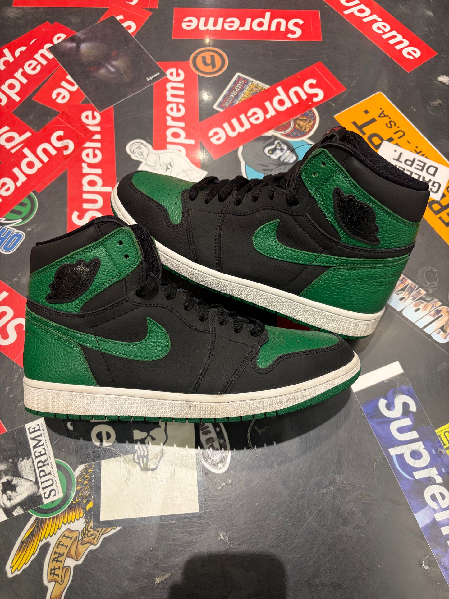 Jordan 1 Pine Green