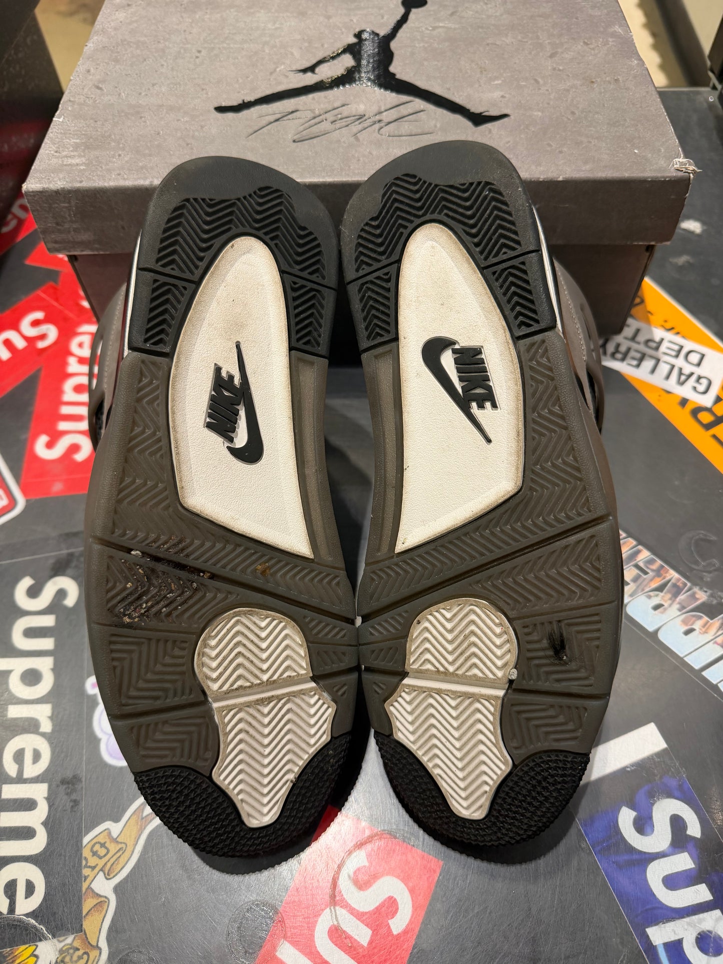 Jordan 4 Cavestone