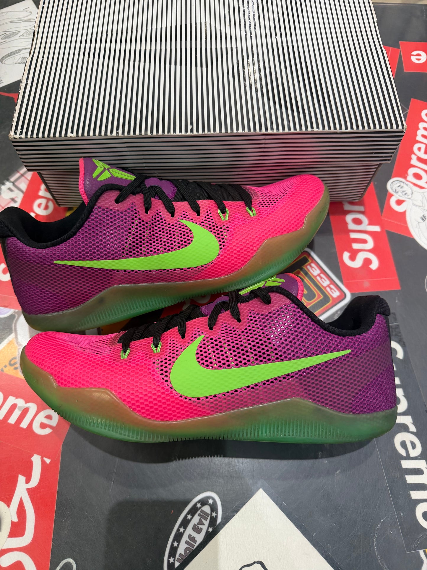 Kobe 11 low Mambacurial
