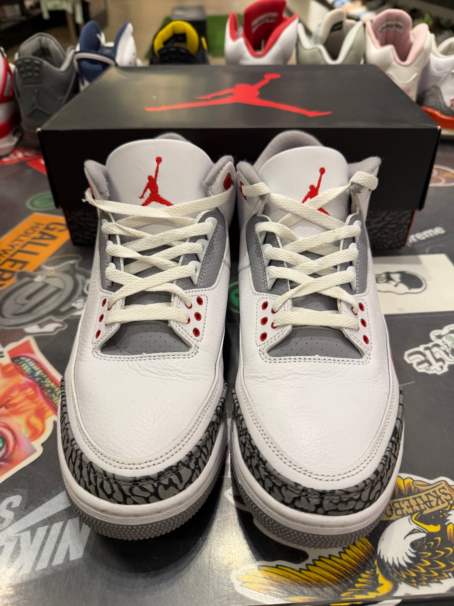 Jordan 3 Fire Red