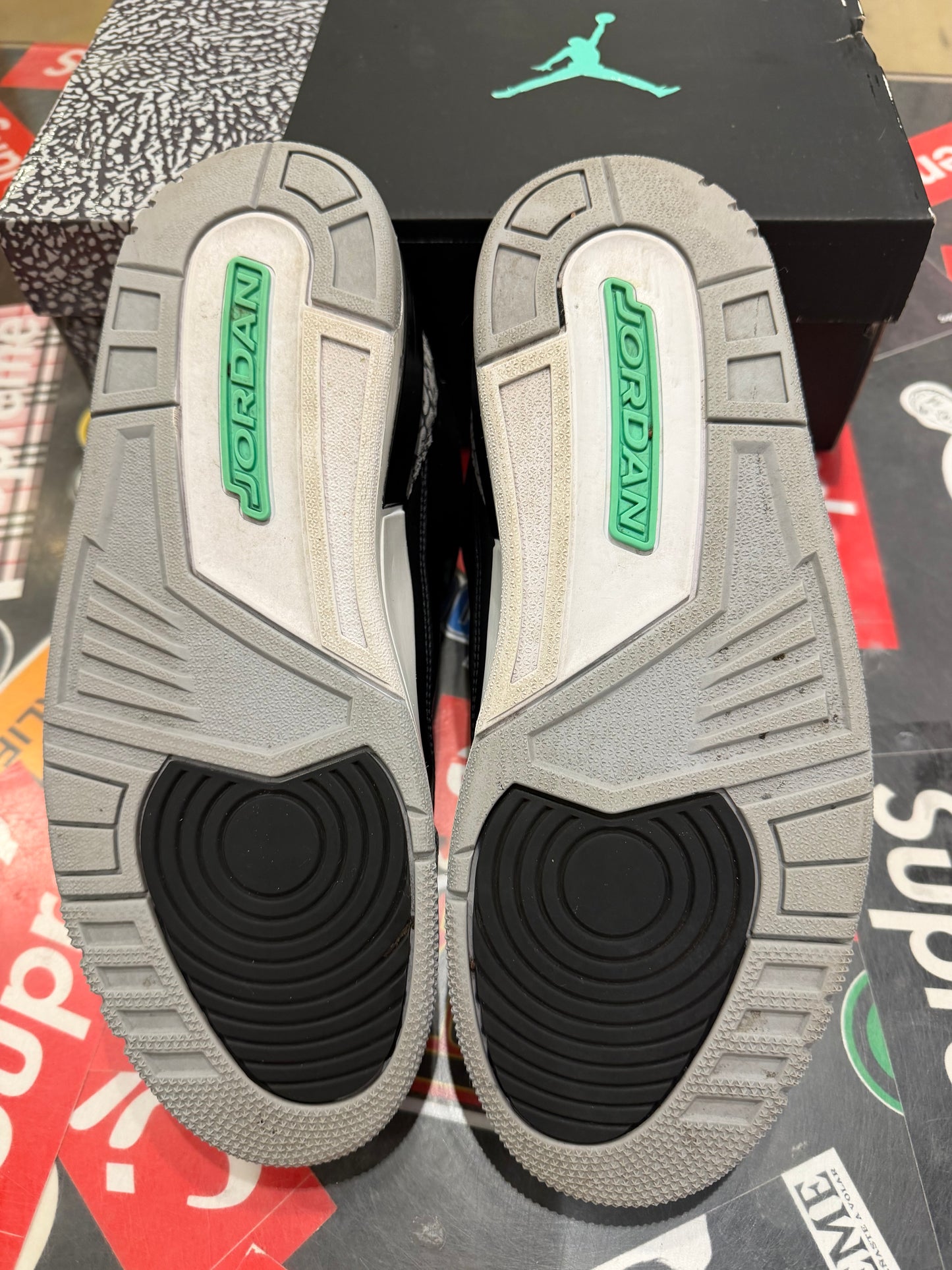 Jordan 3 Green glow