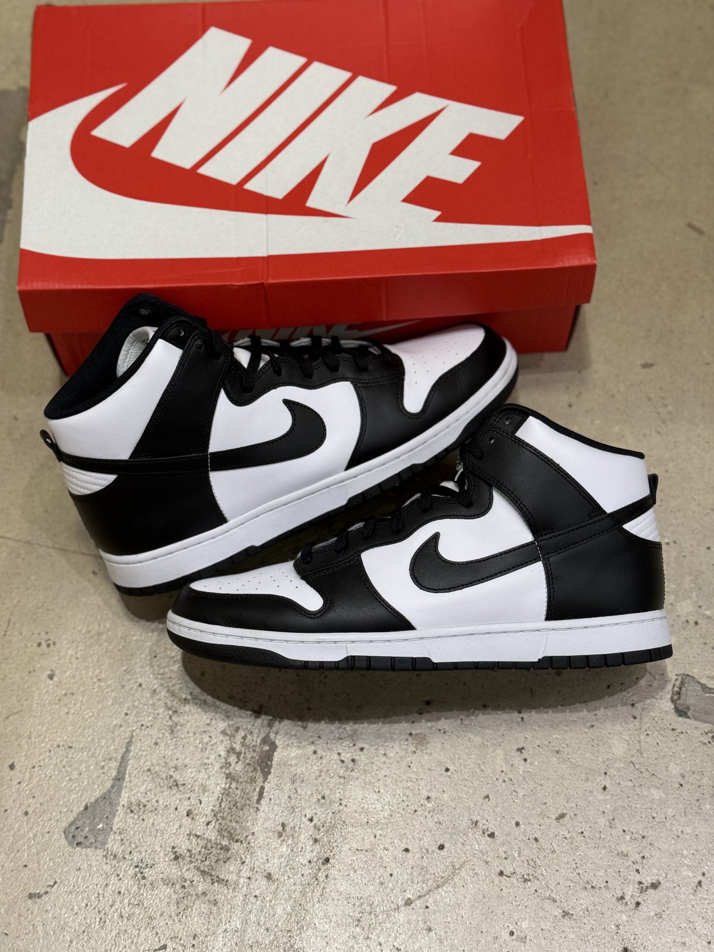 Dunk High Black/White (Used)