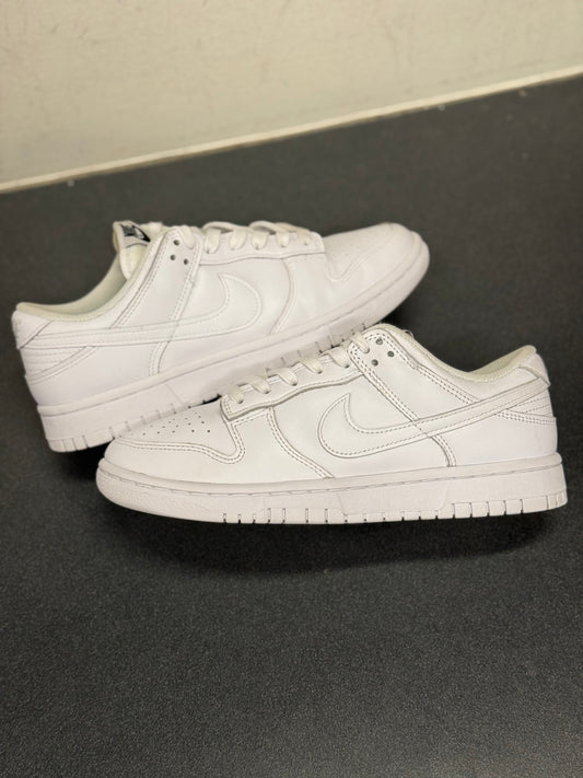 Dunk Low Triple White (W)