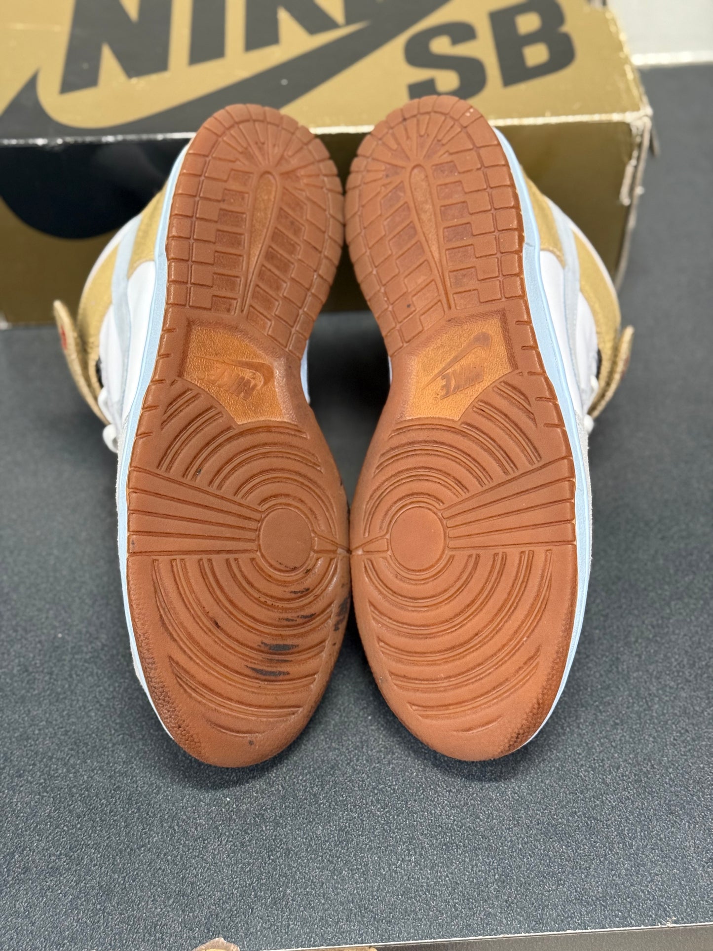 Dunk Mid SB Clubber Lang