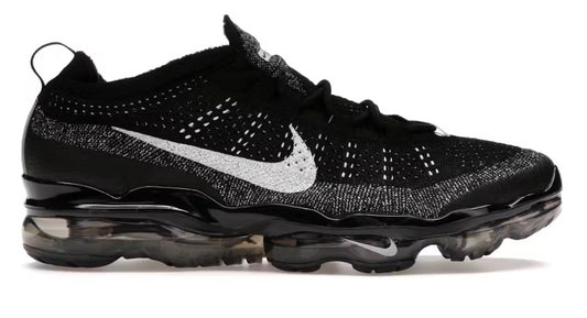 Nike Air VaporMax Flyknit Oreo