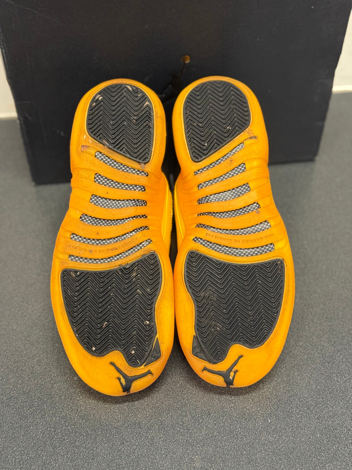 Jordan 12 University Gold