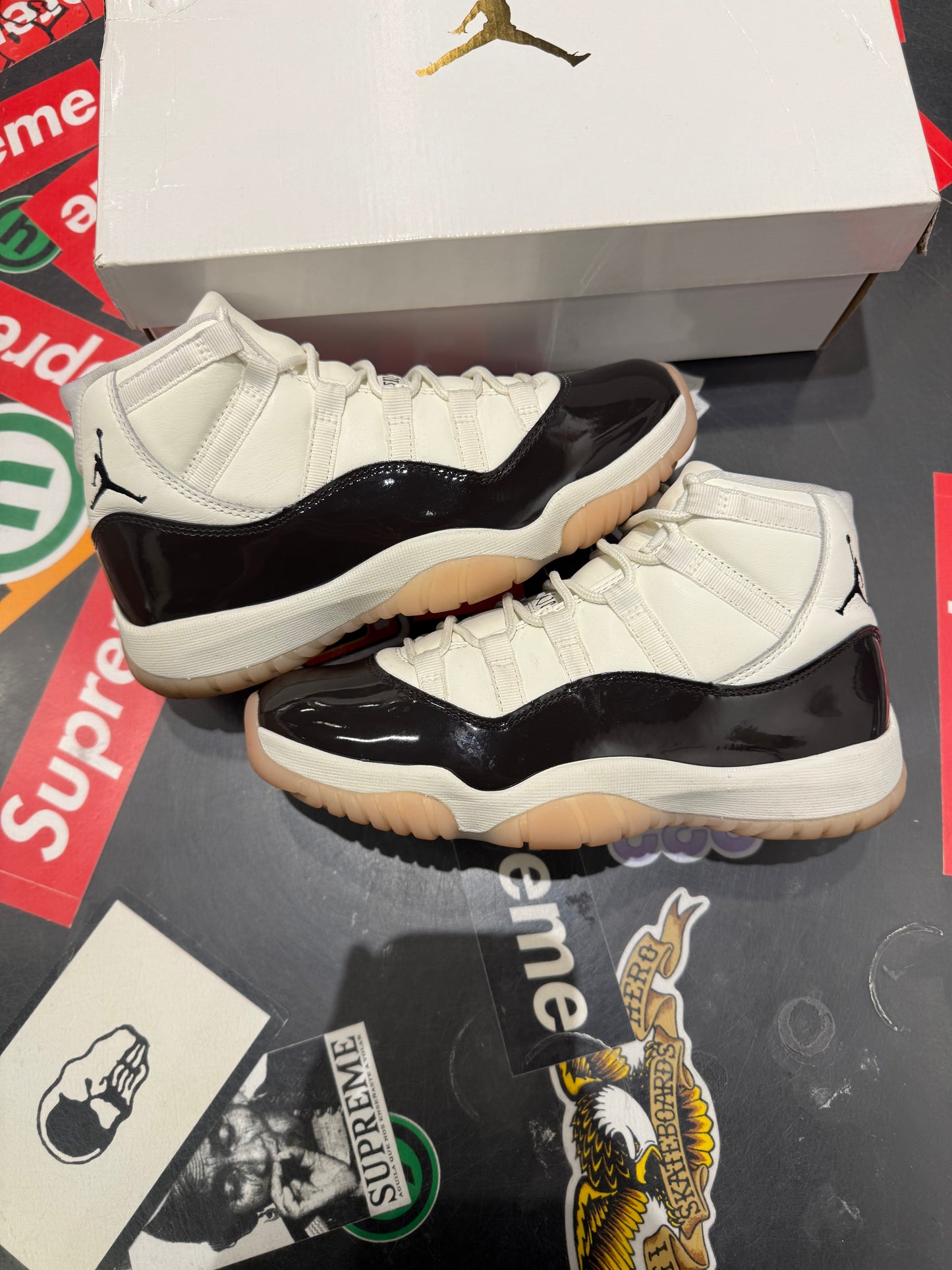 Jordan 11 Neapolitan (W)