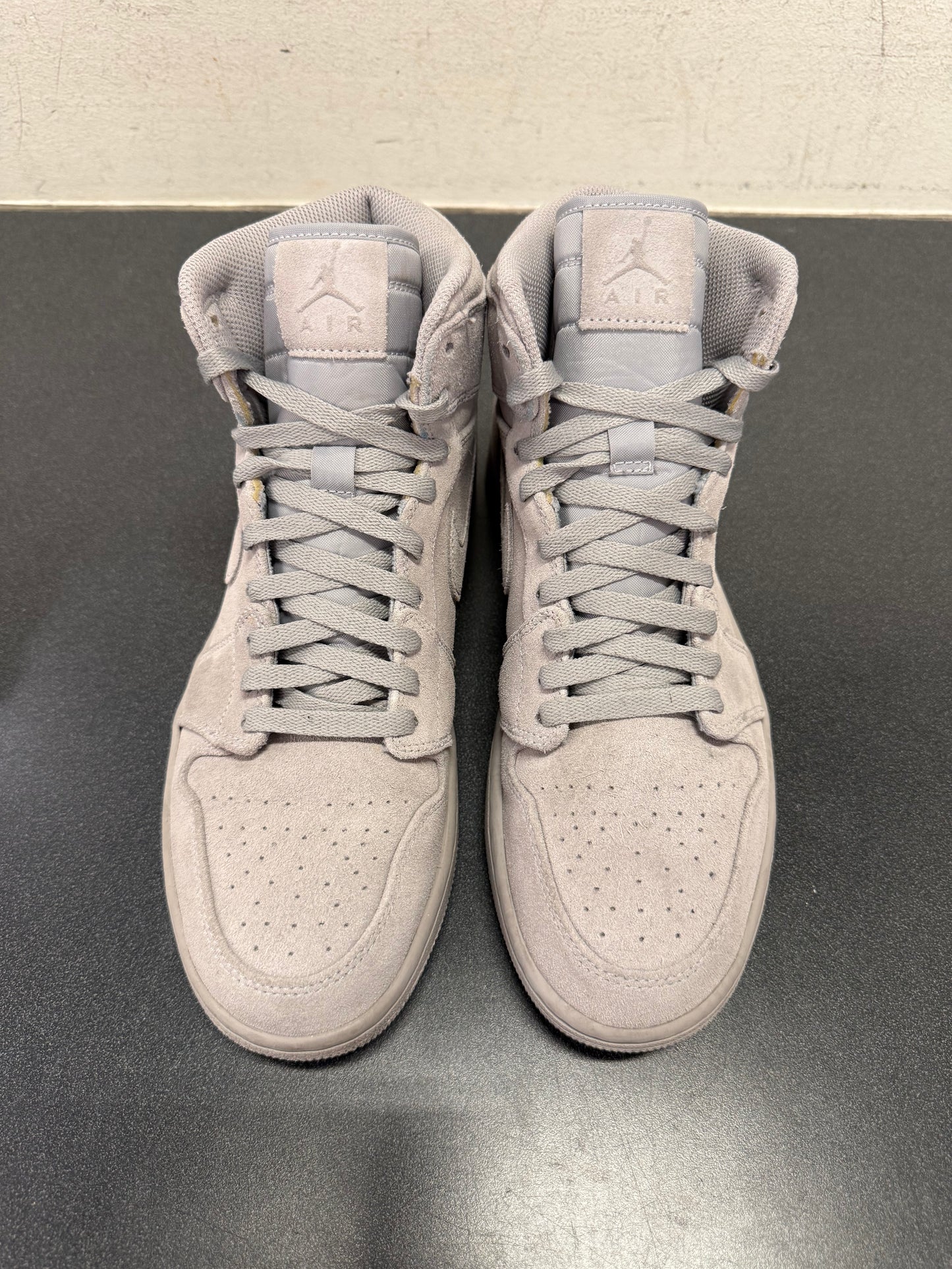 Jordan 1 Grey Suede