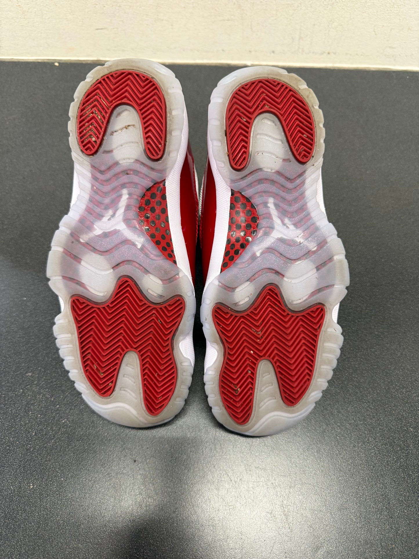 Jordan 11 Cherry