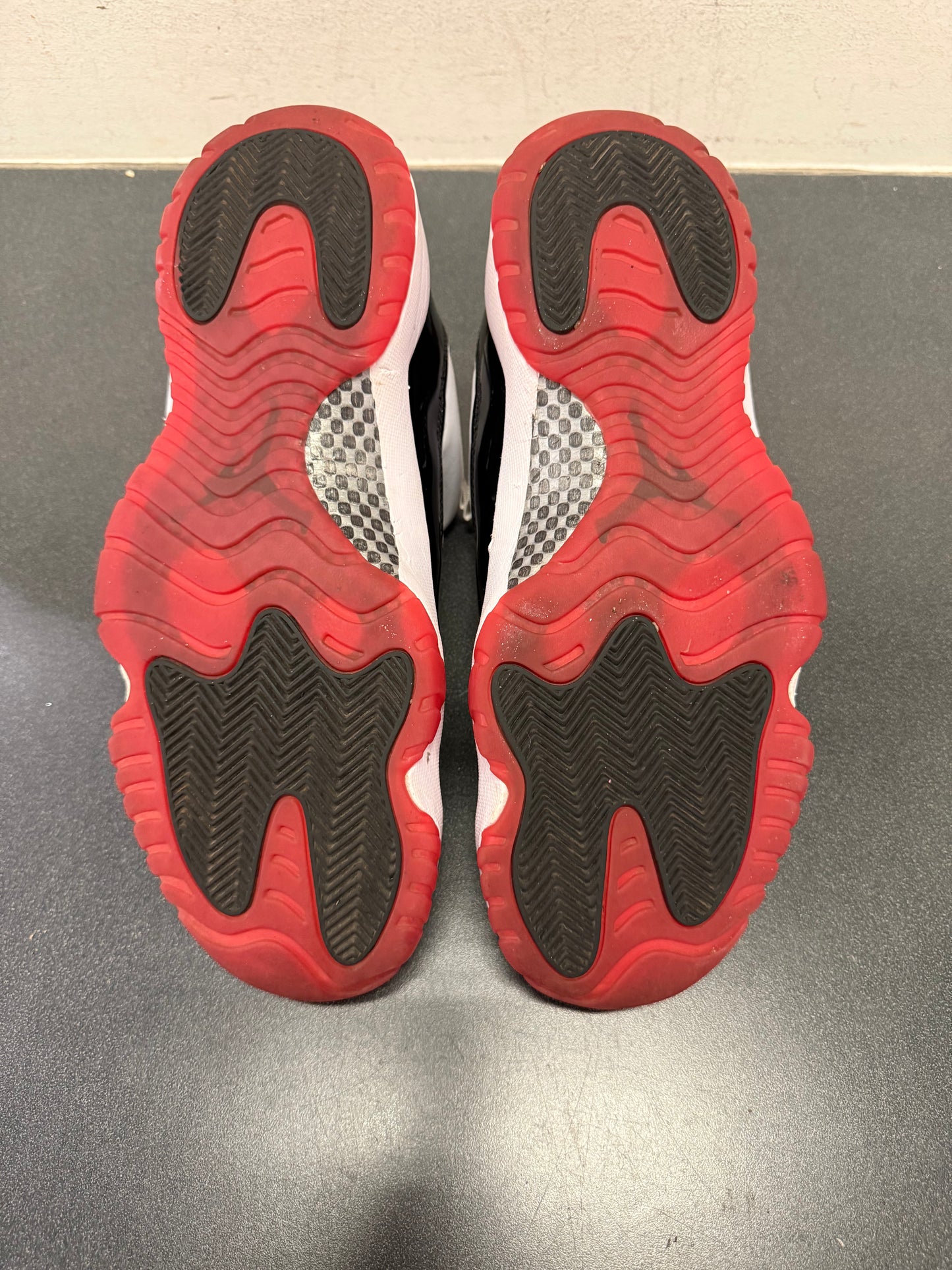Jordan 11 Low Concord Bred