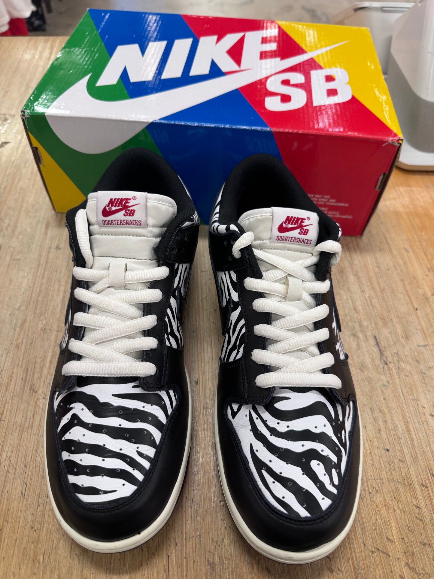 Sb dunk low Quartersnacks Zebra