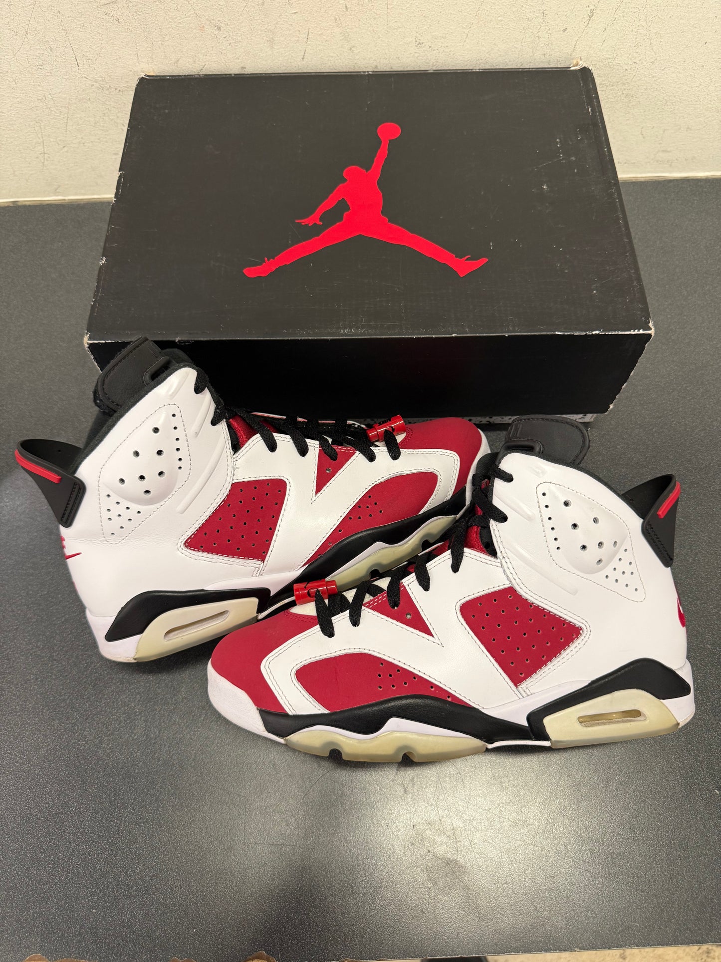 Jordan 6 Carmine