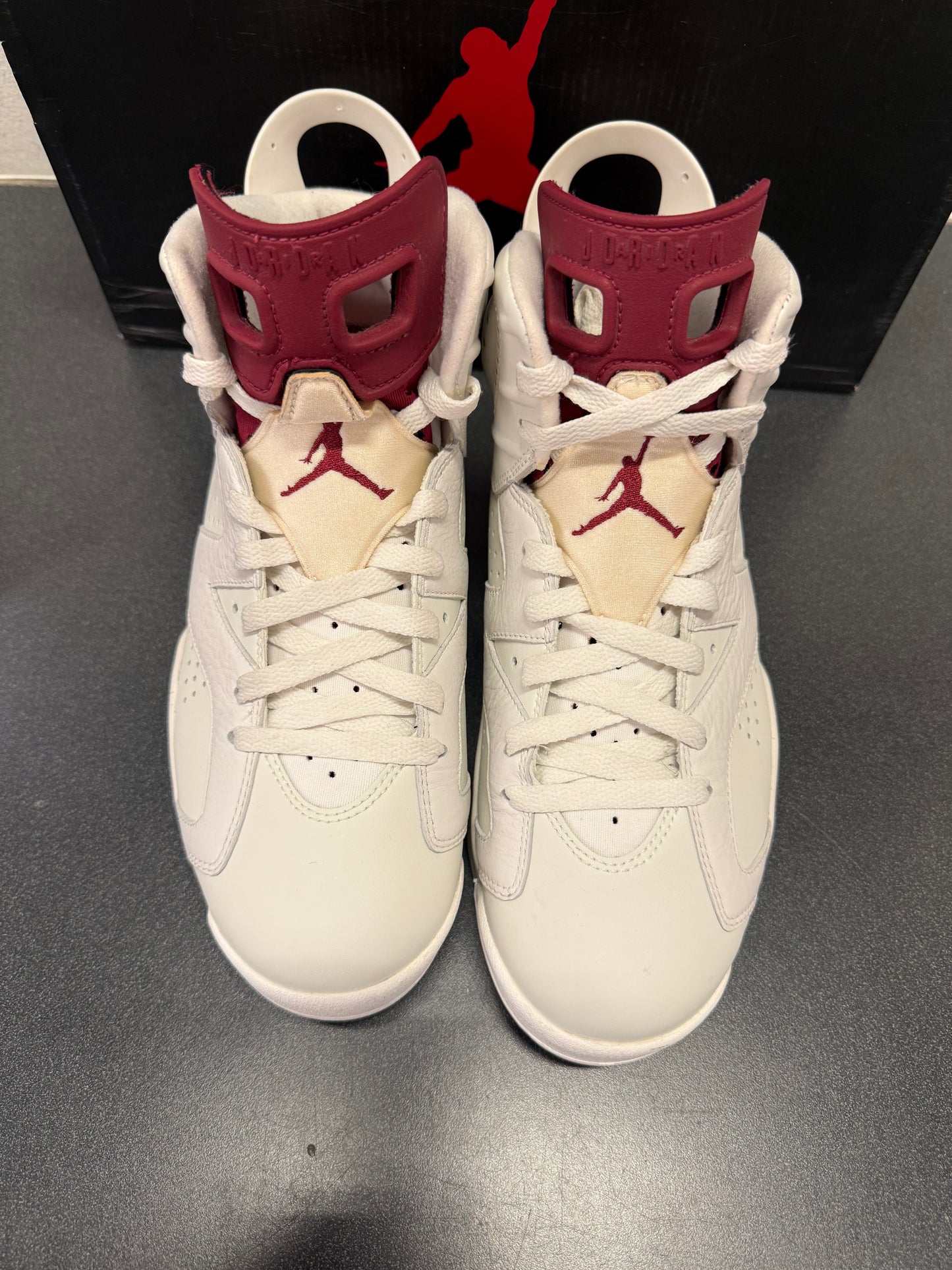 Jordan 6 Maroon